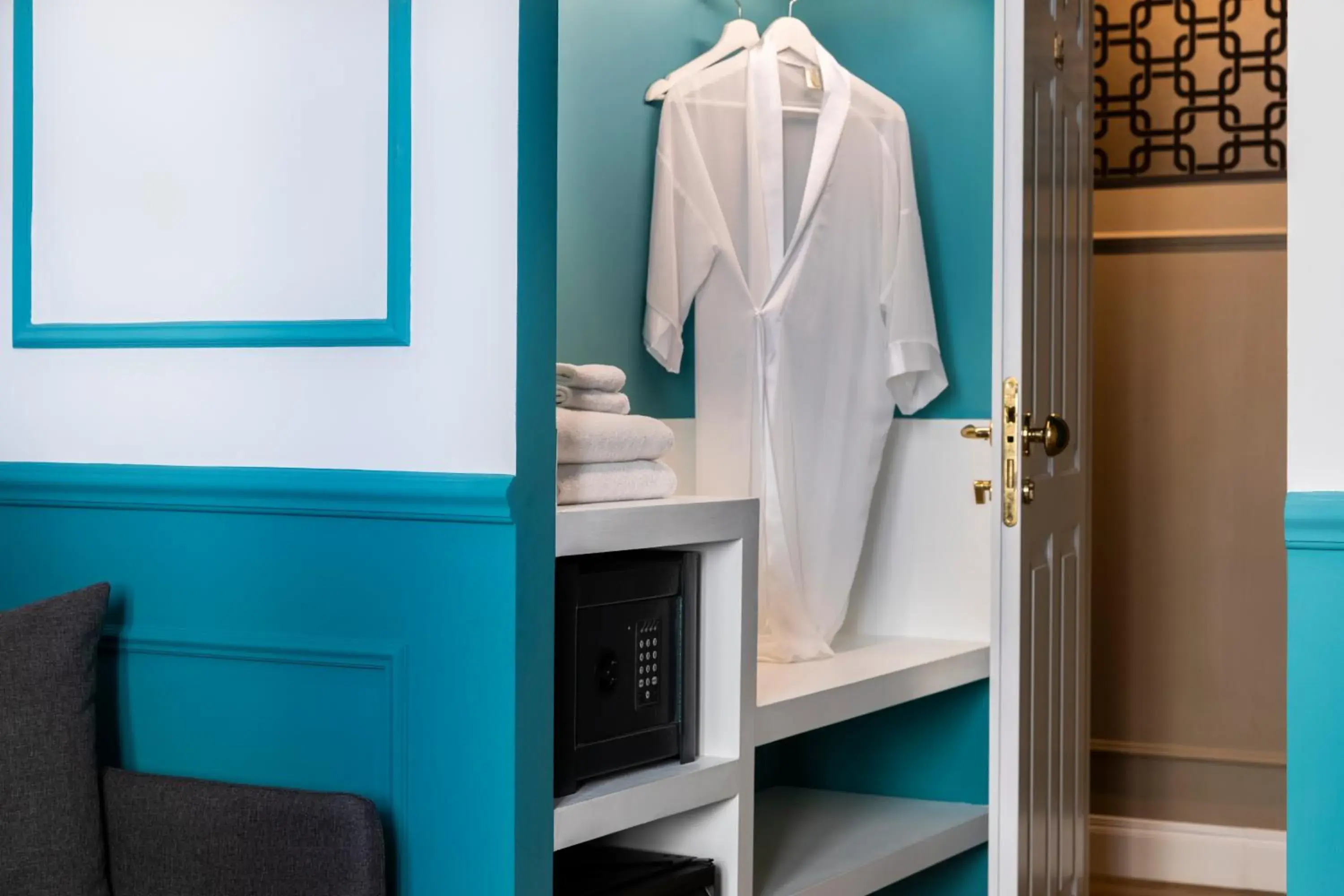 Deluxe Double or Twin Room in Hotel Coppede' Deluxe Double or Twin Room in Hotel Coppede'