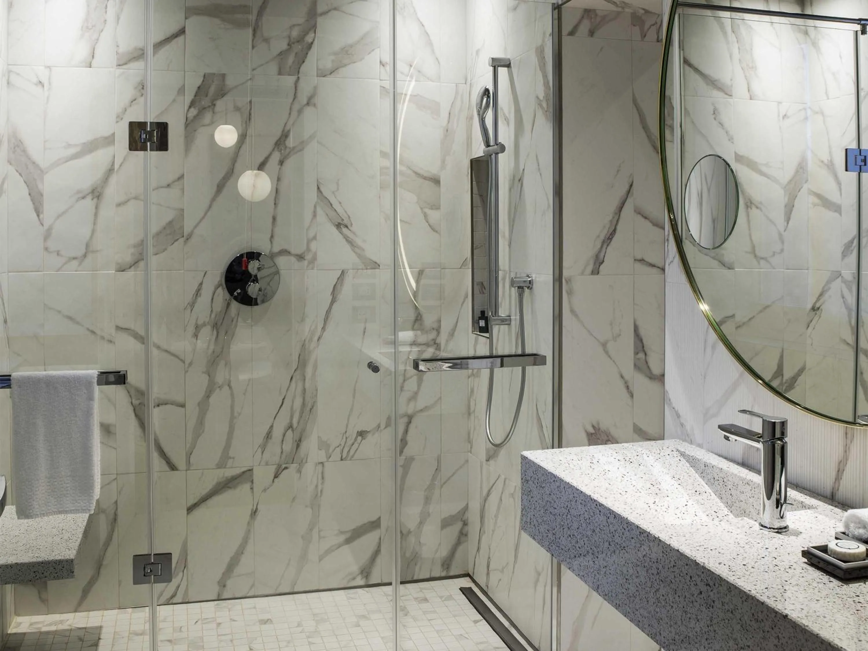 Bedroom in Sofitel Roma Villa Borghese