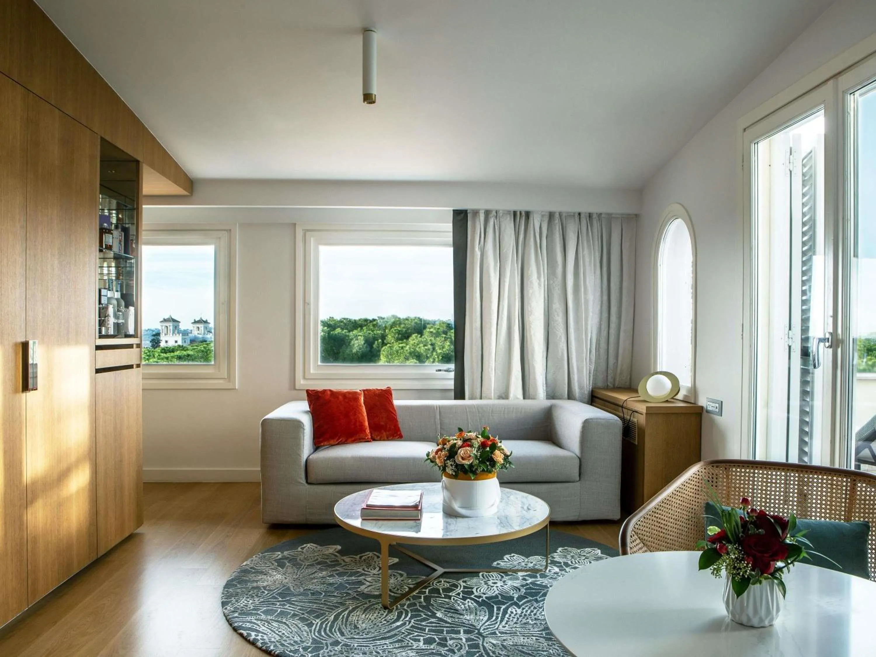 Photo of the whole room in Sofitel Roma Villa Borghese