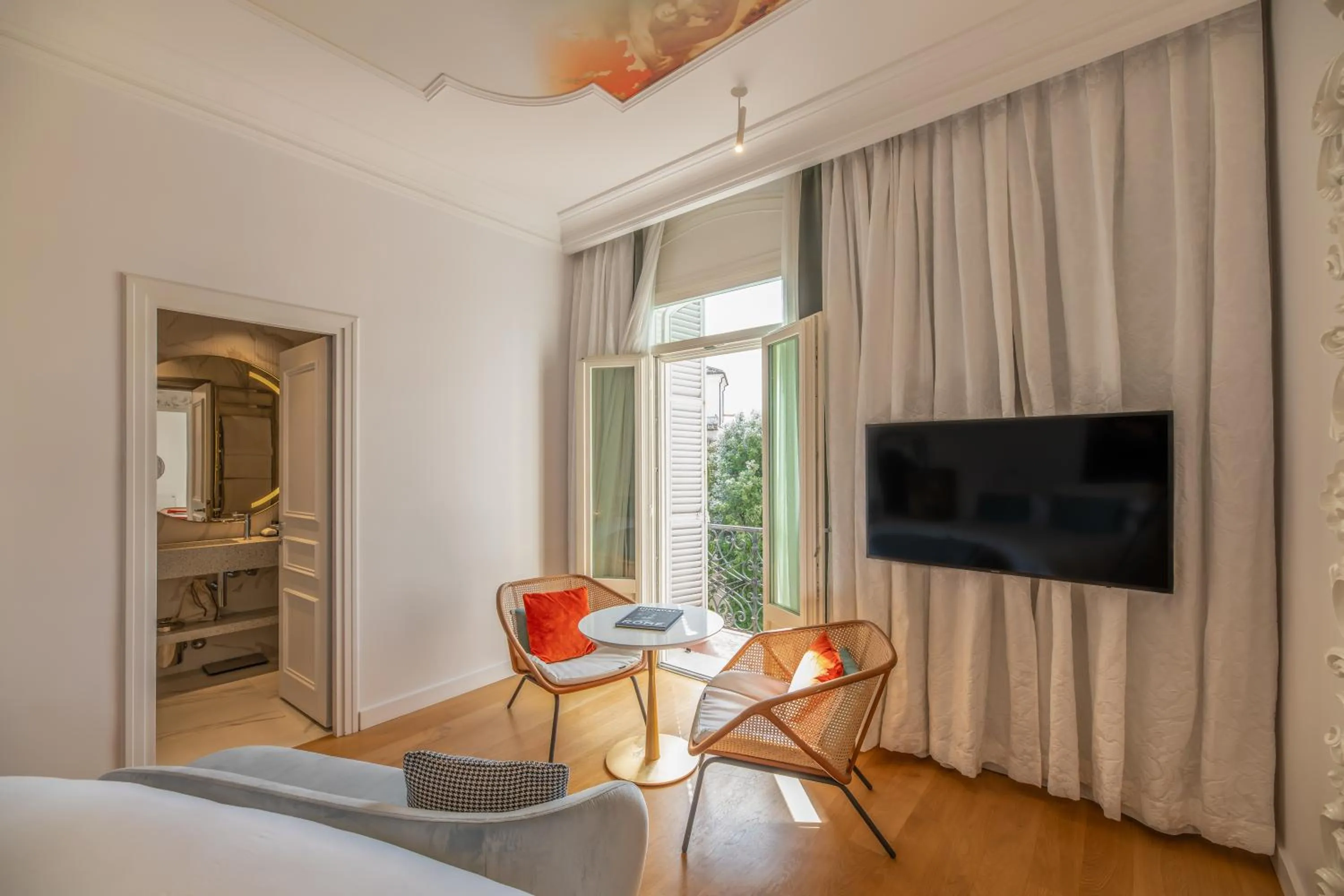 Balcony/Terrace in Sofitel Roma Villa Borghese