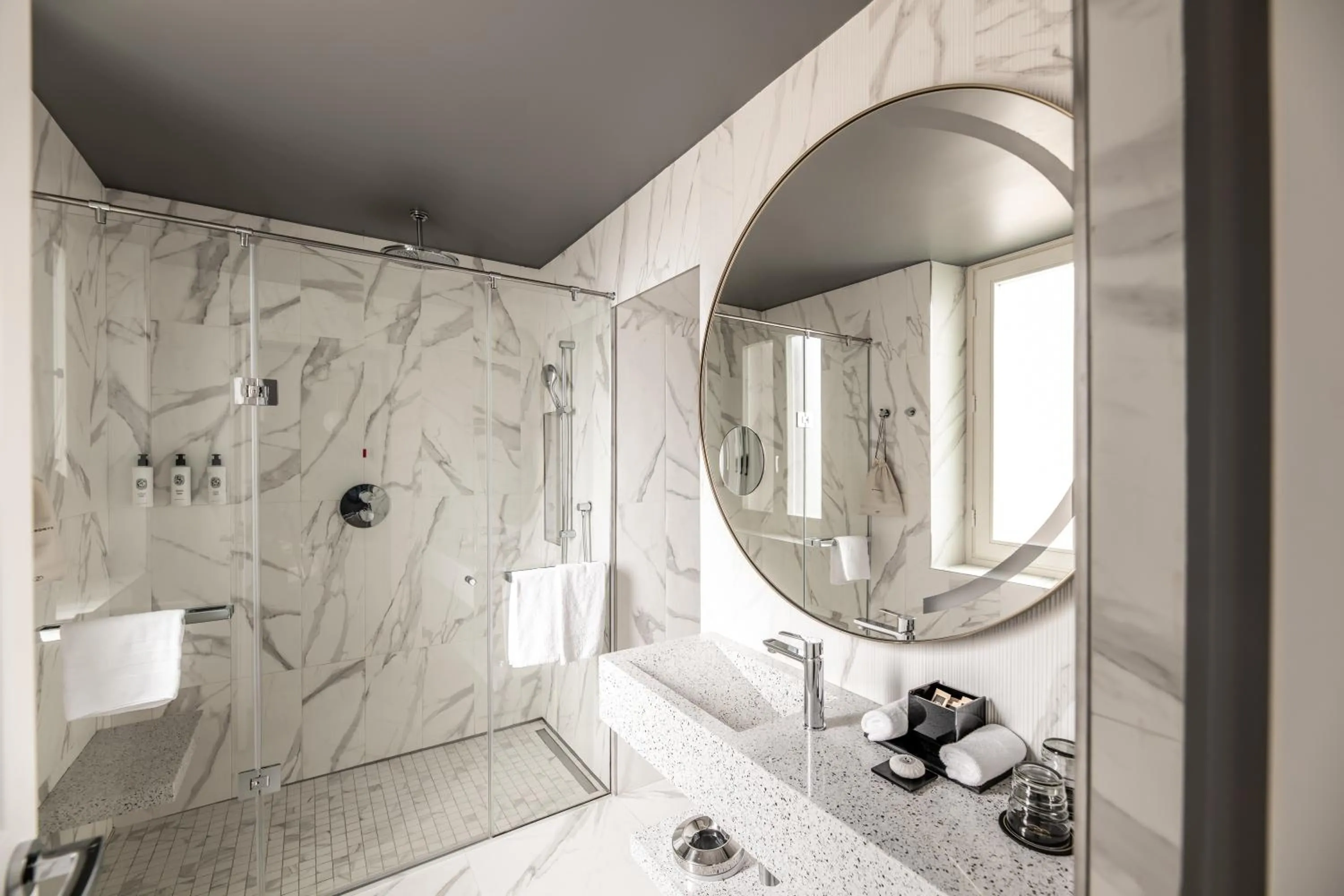 Bathroom in Sofitel Roma Villa Borghese