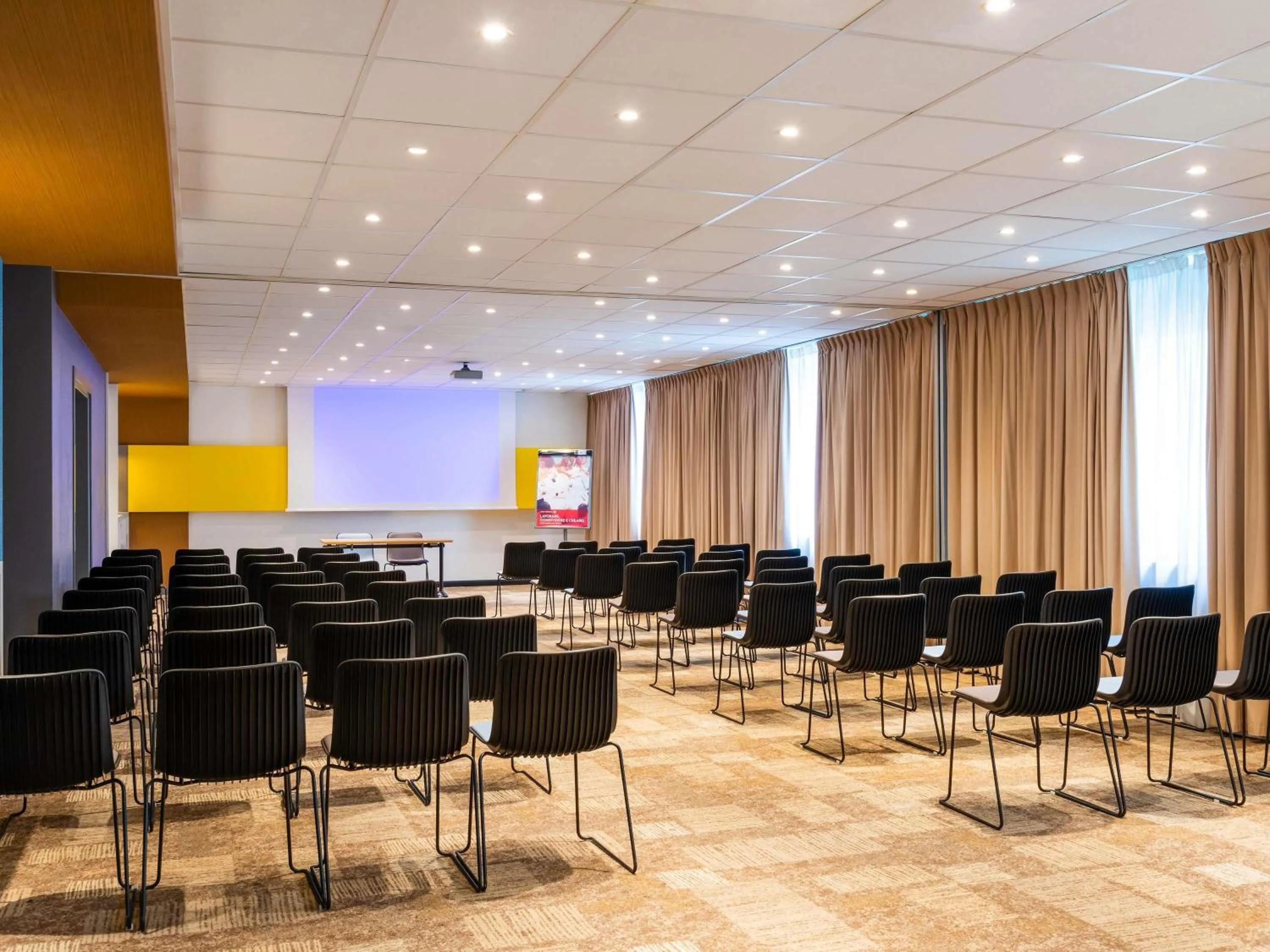 Meeting/conference room in Ibis Milano Centro
