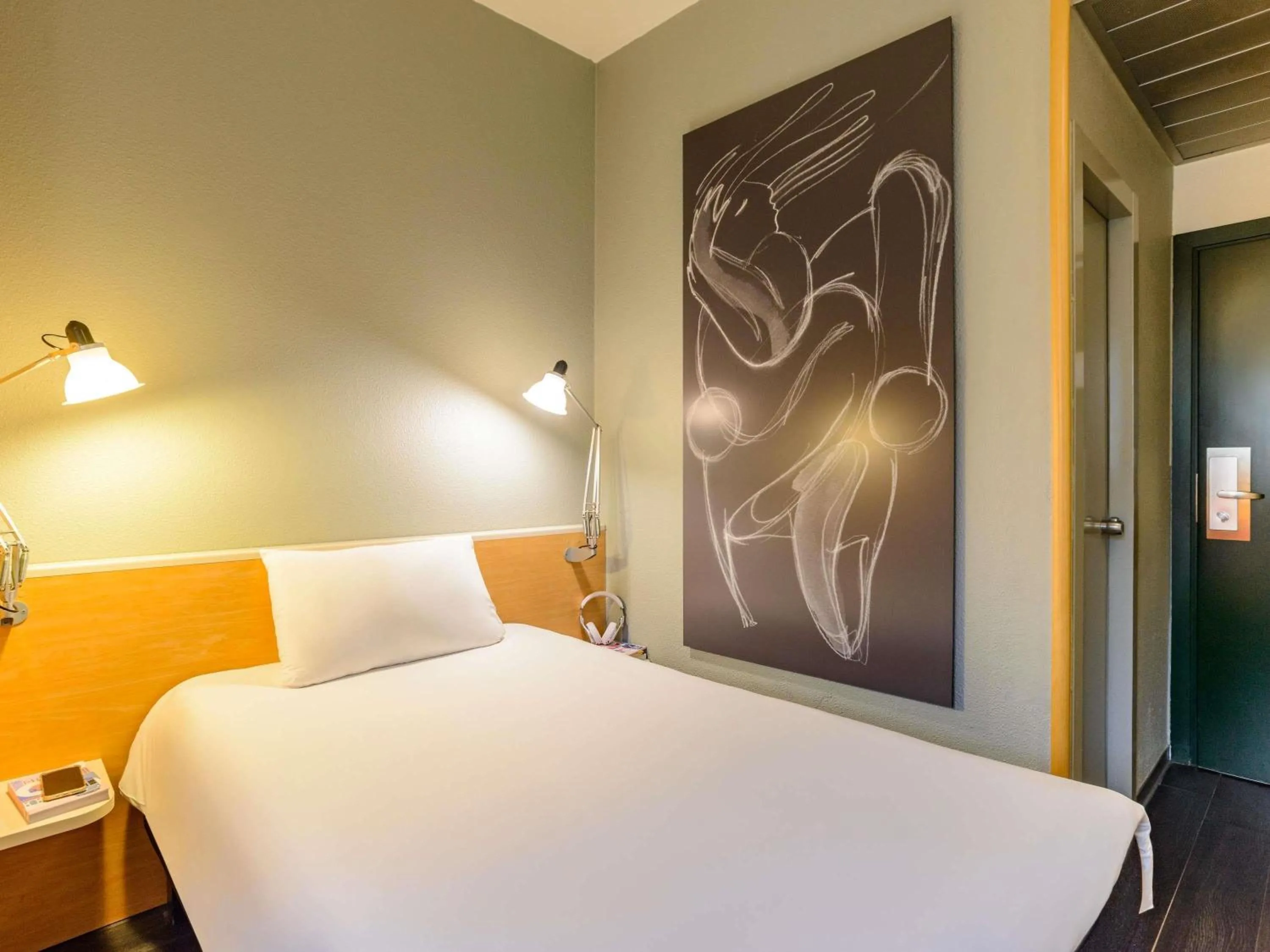 Bedroom, Bed in Ibis Milano Centro