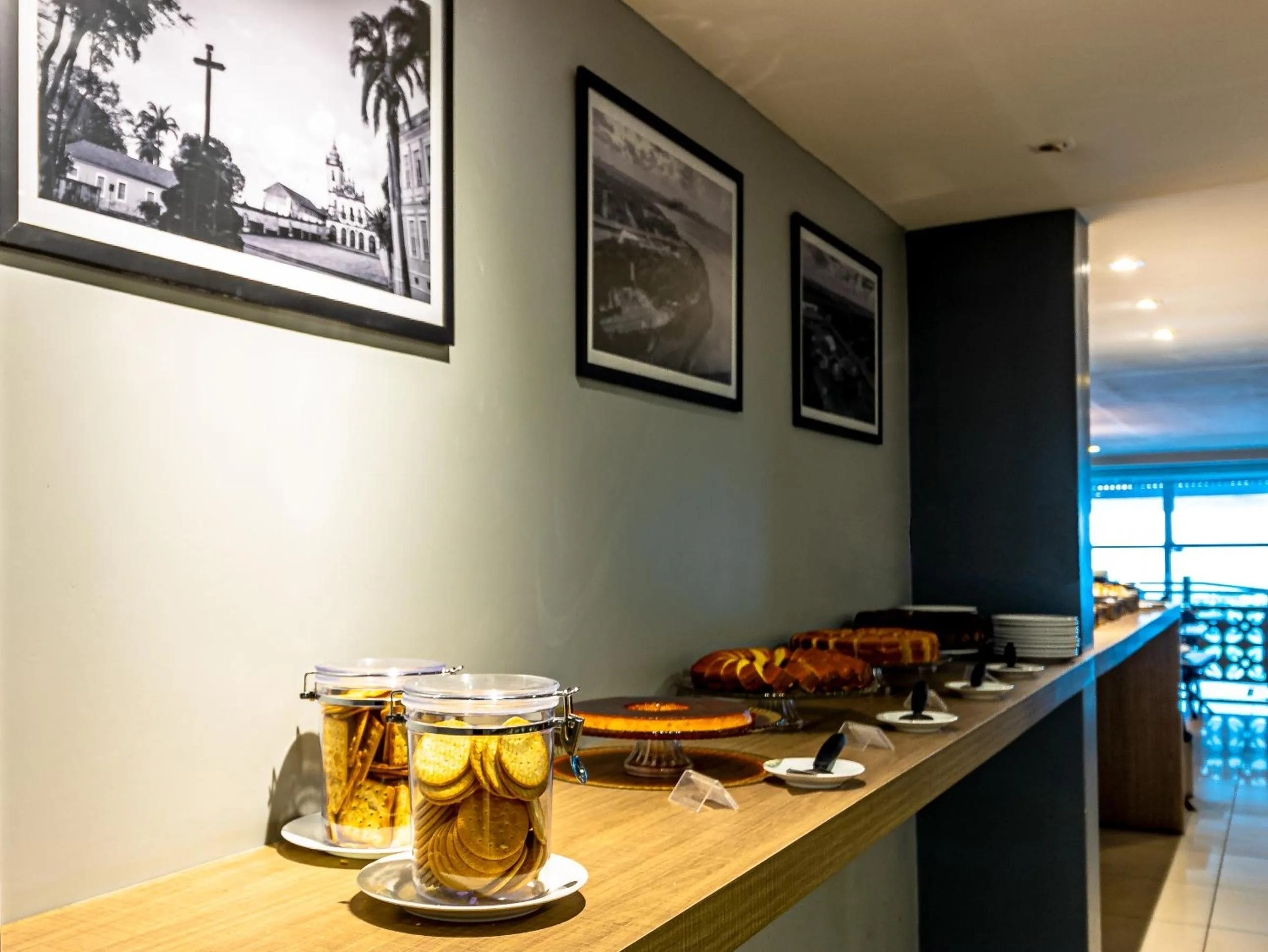 Buffet breakfast in Happy Hotel Manaíra