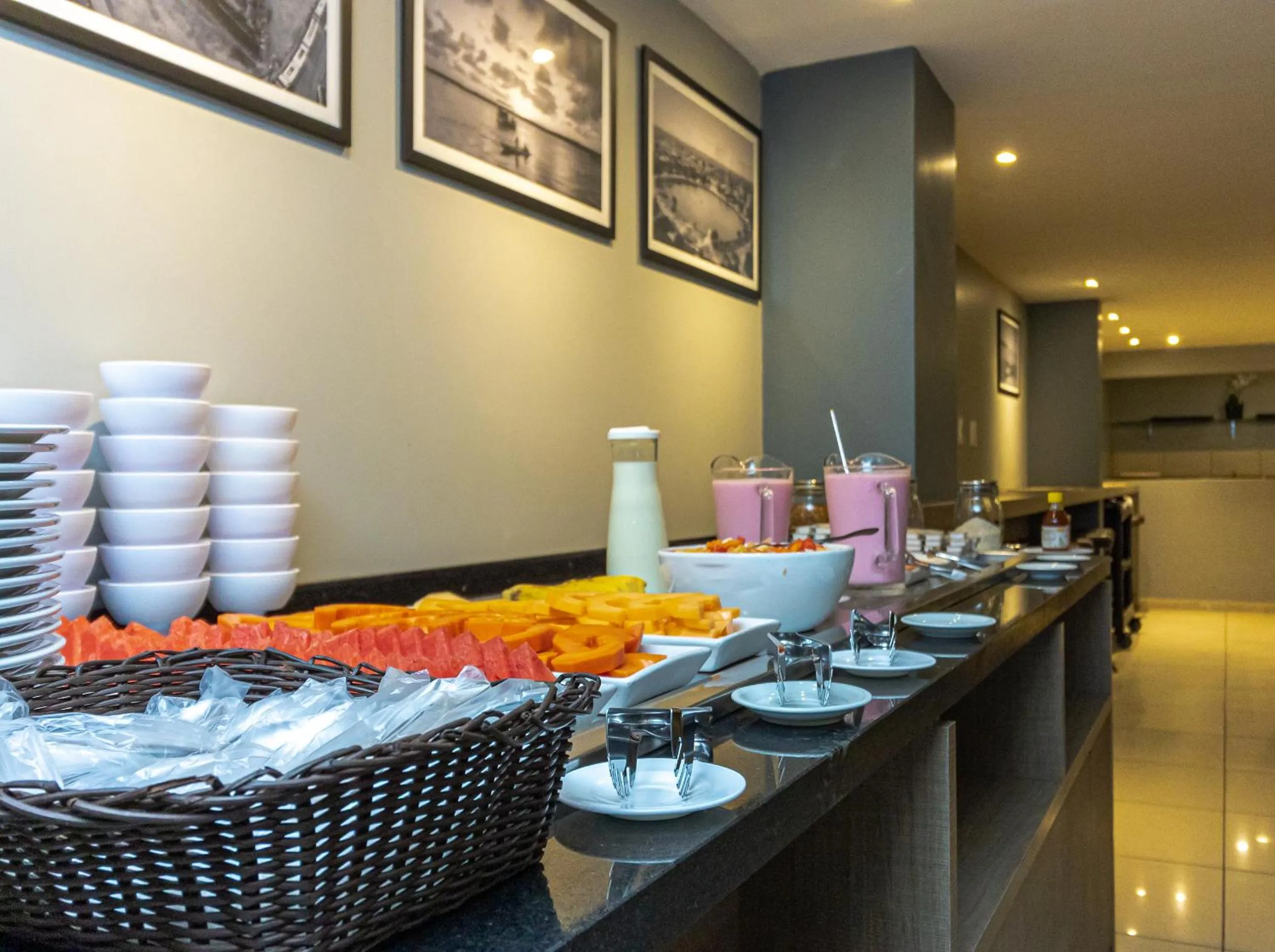 Buffet breakfast in Happy Hotel Manaíra