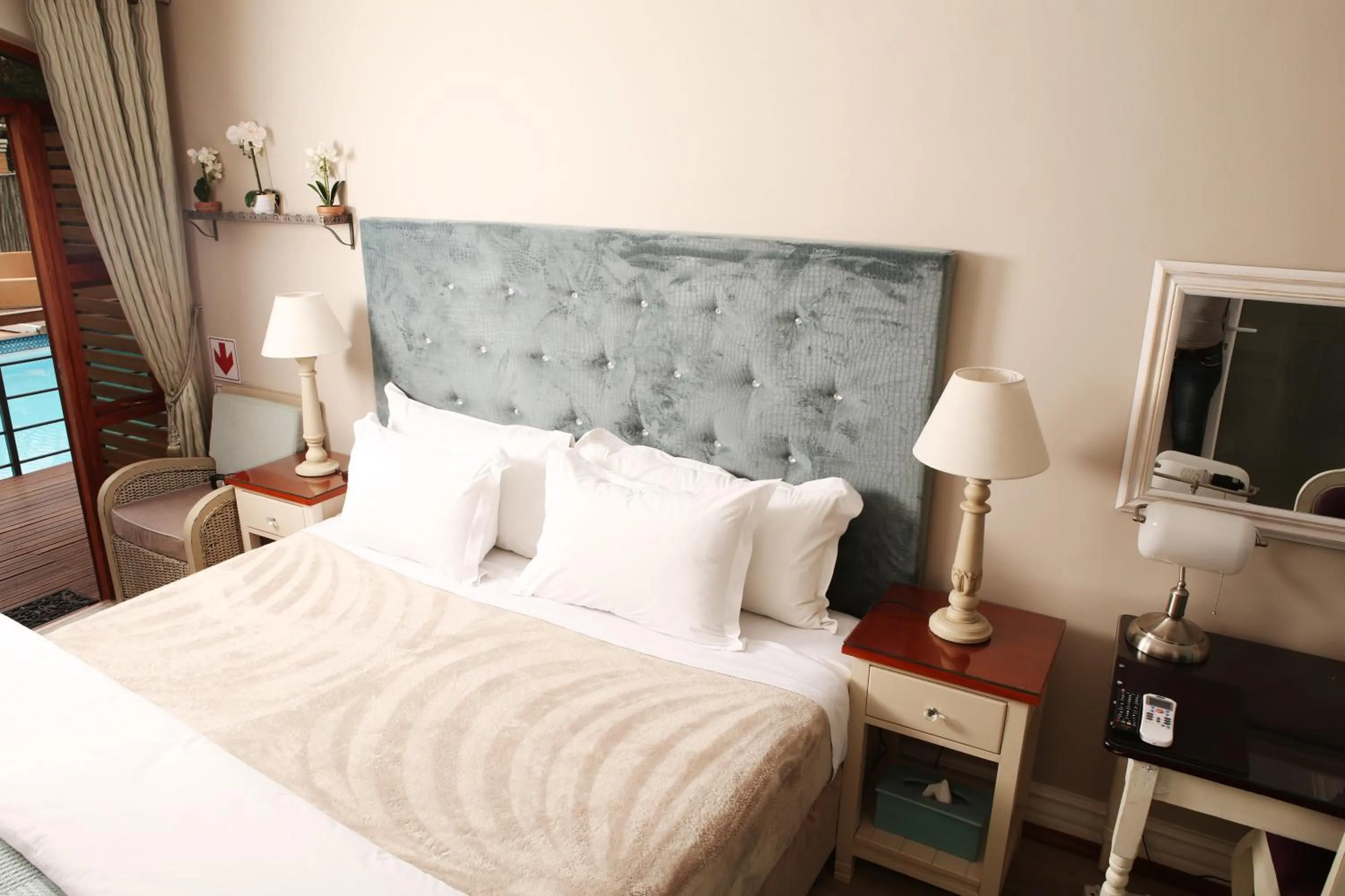 Bedroom, Bed in Oleander Guest House