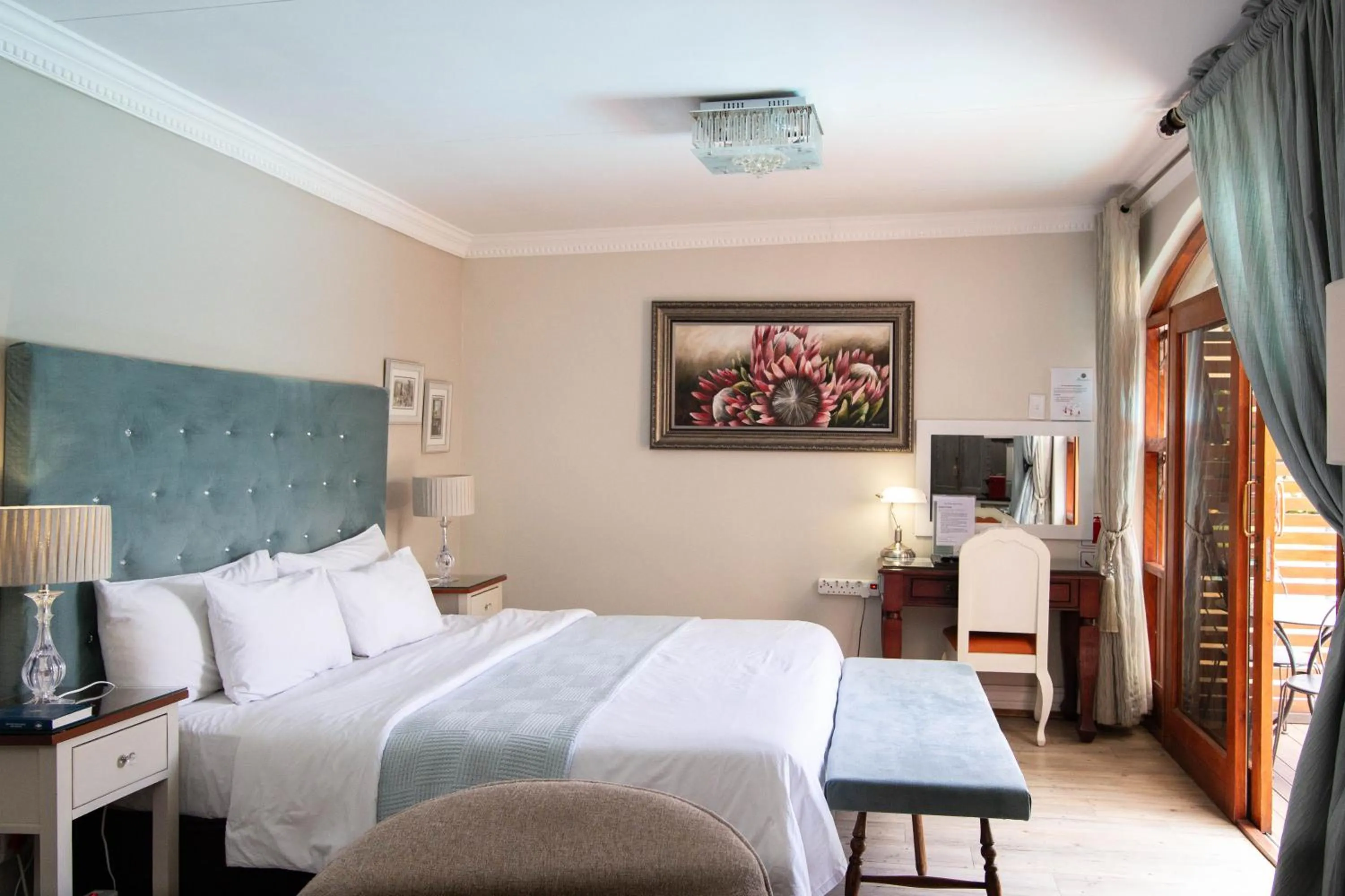 Bed in Oleander Guest House