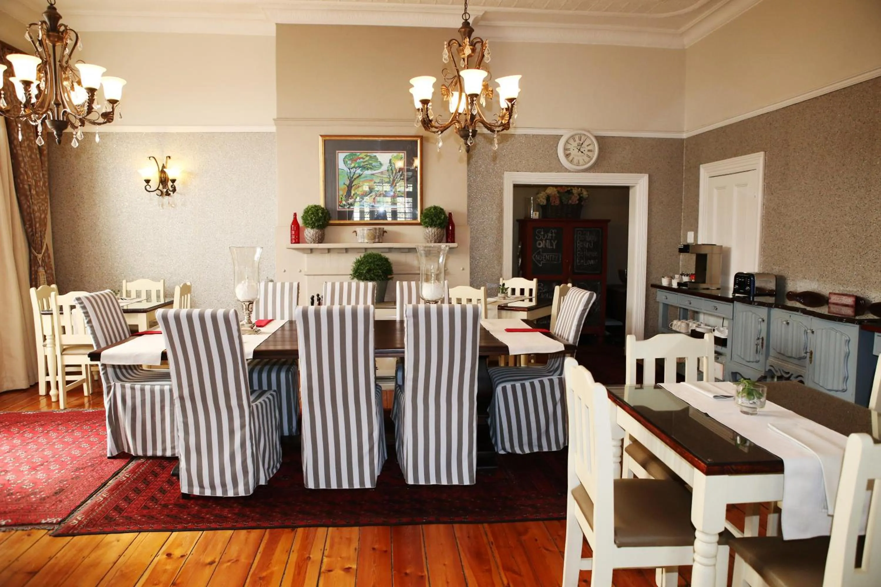 Restaurant/places to eat in Oleander Guest House