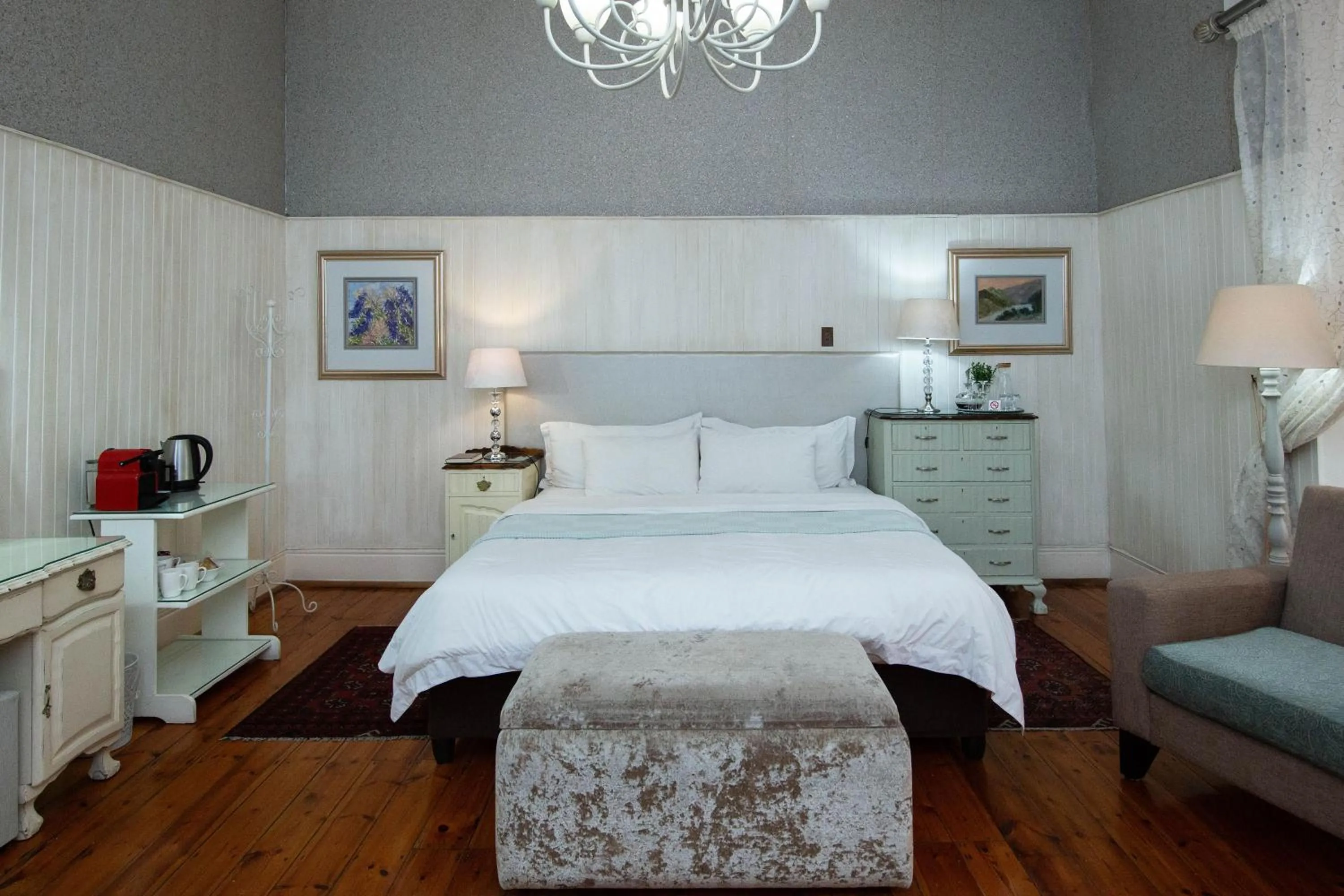 Bed in Oleander Guest House