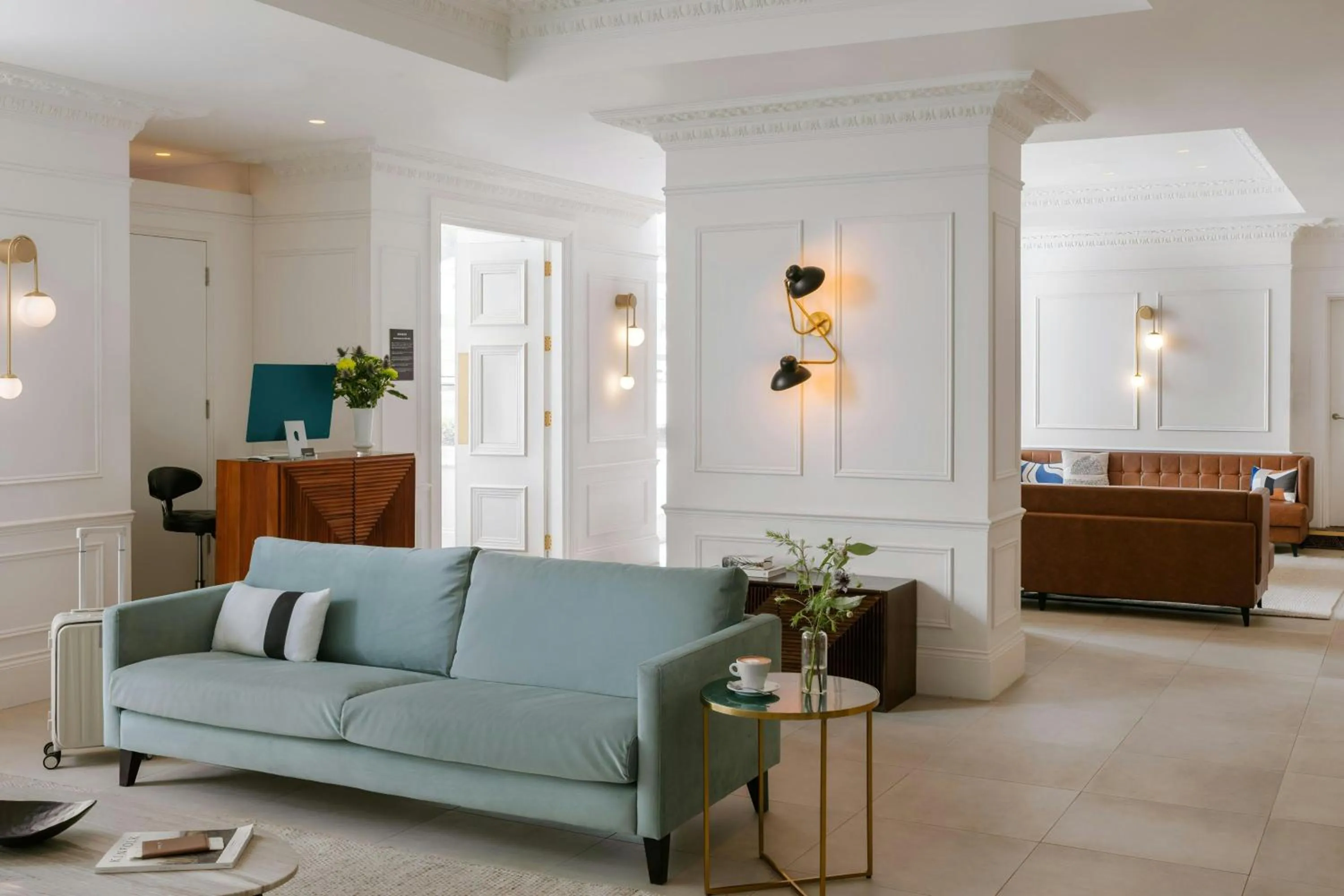 Lobby or reception in The Henry Hotel Bayswater, Sonder by Marriott Bonvoy