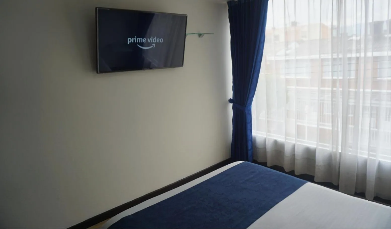 Bed in Hotel CGH Bogota Airport