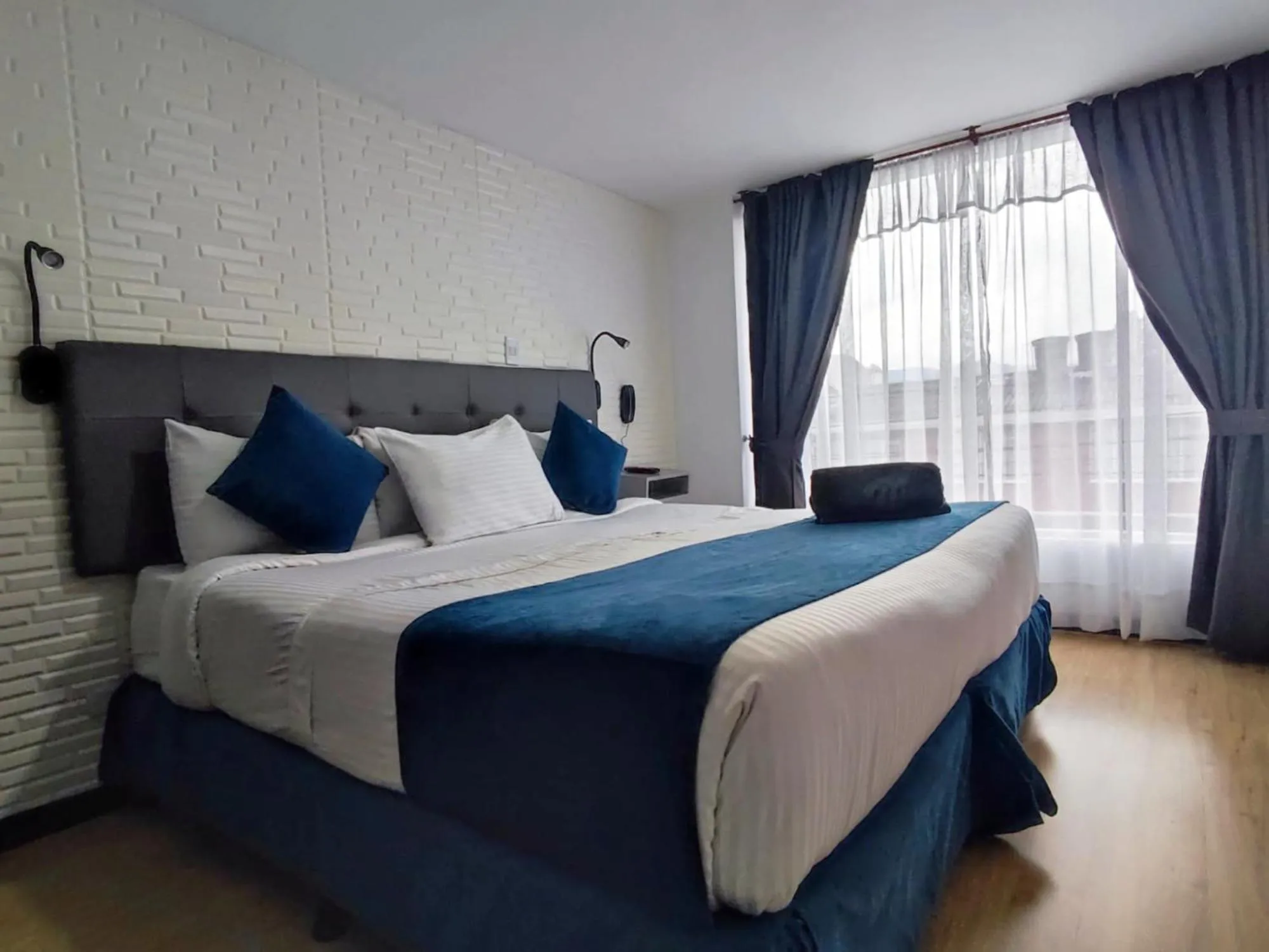 Bed in Hotel CGH Bogota Airport