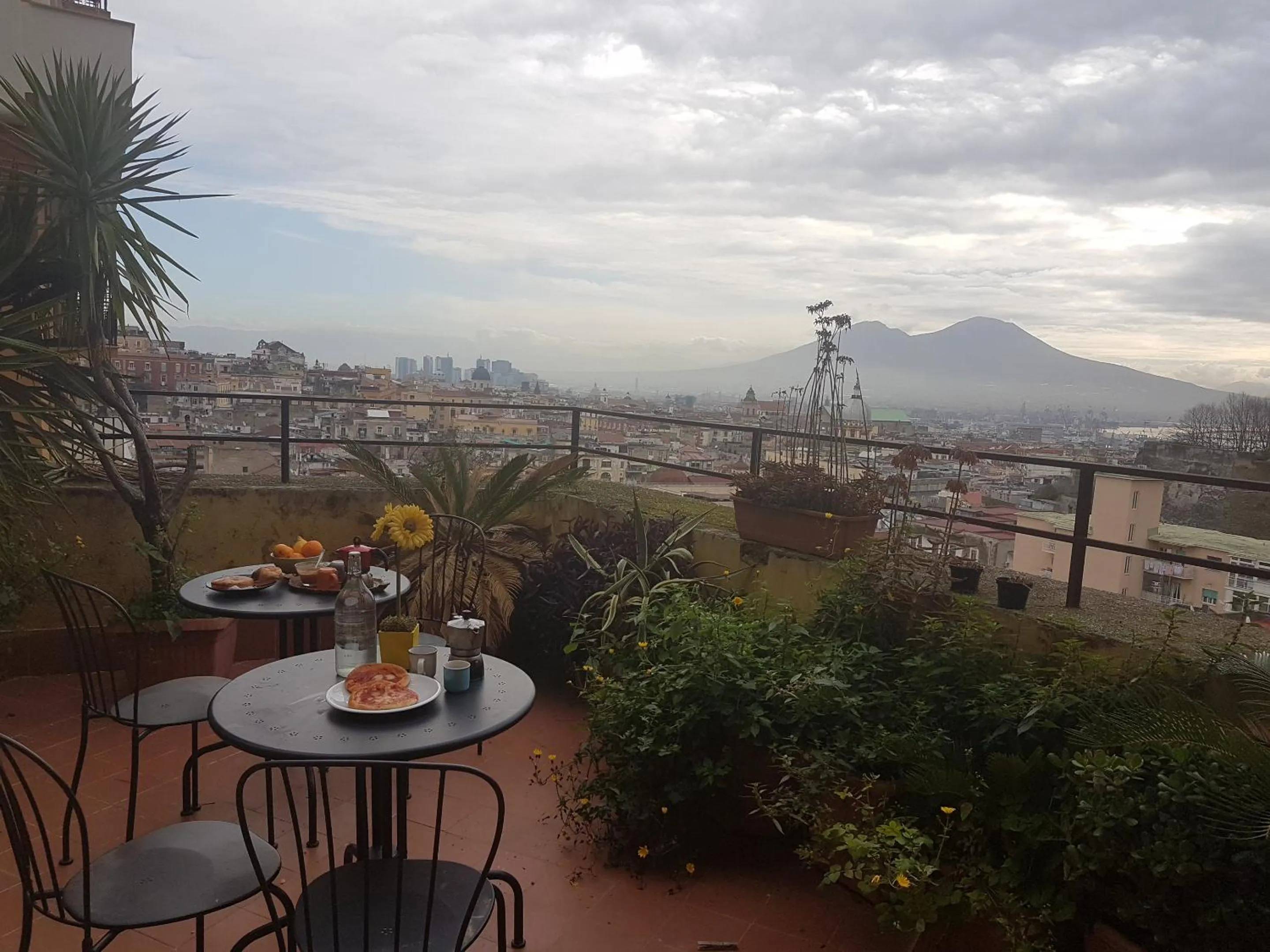 Balcony/Terrace in Buonanotte & Buongiorno Guesthouse