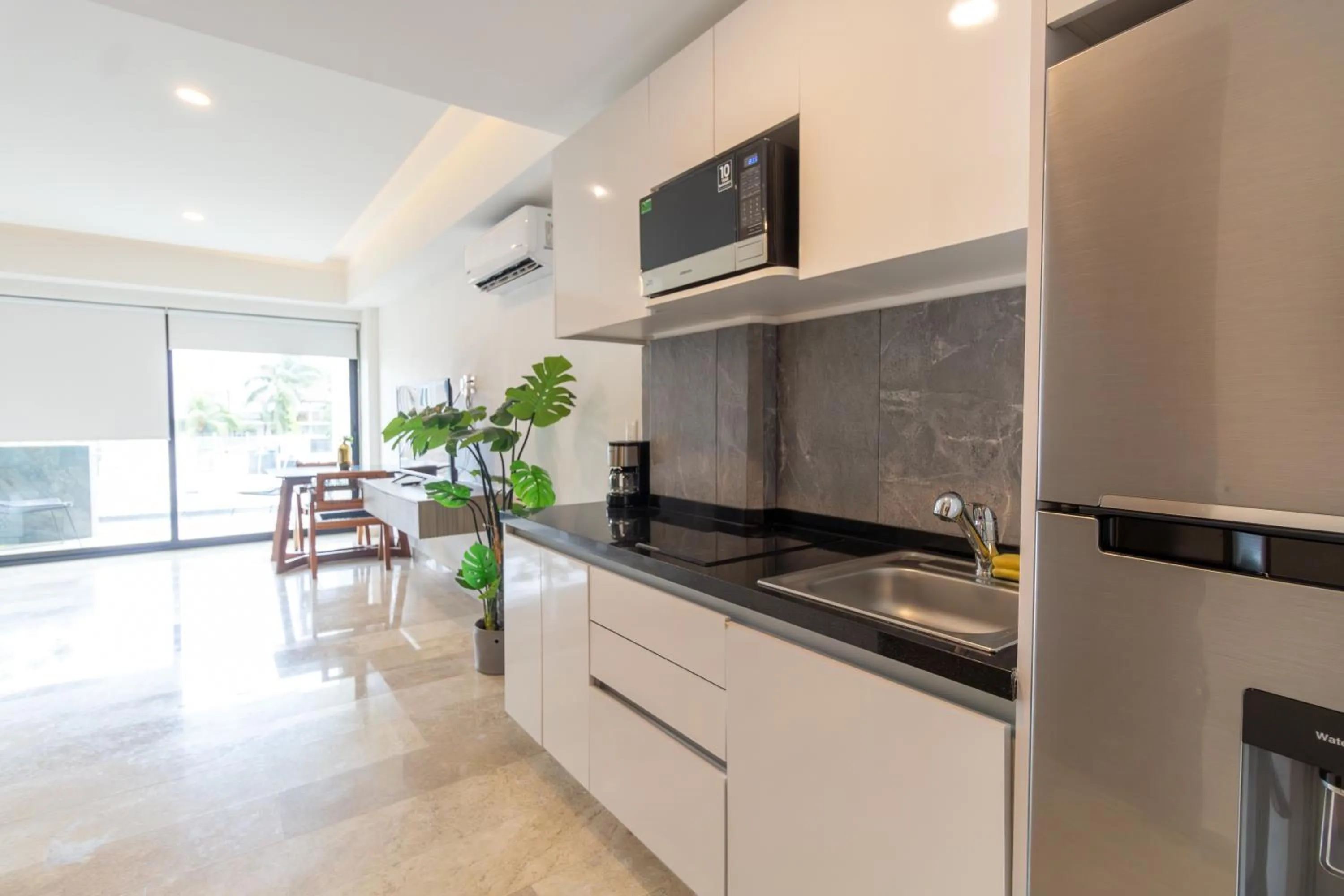 Photo of the whole room in Torre Diez by Grupo Amber