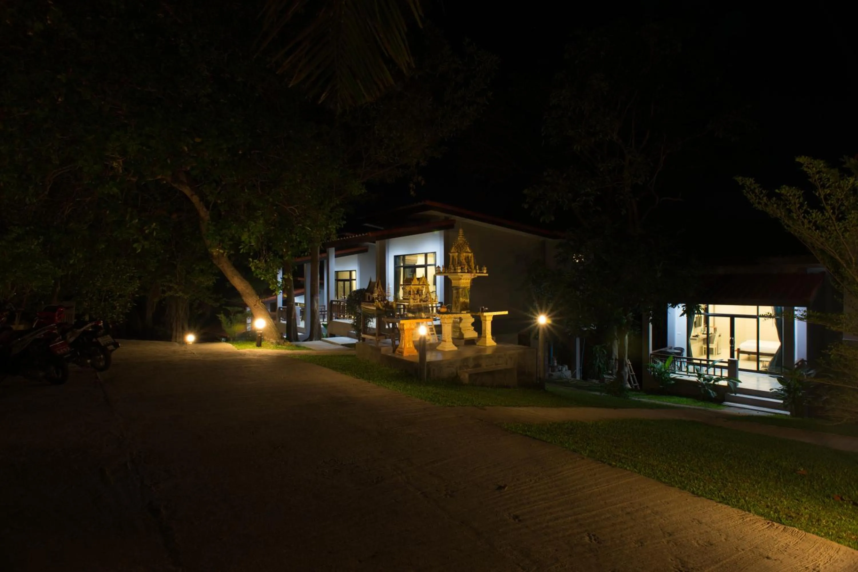 Facade/entrance in Sun Moon Star Resort Koh Phangan