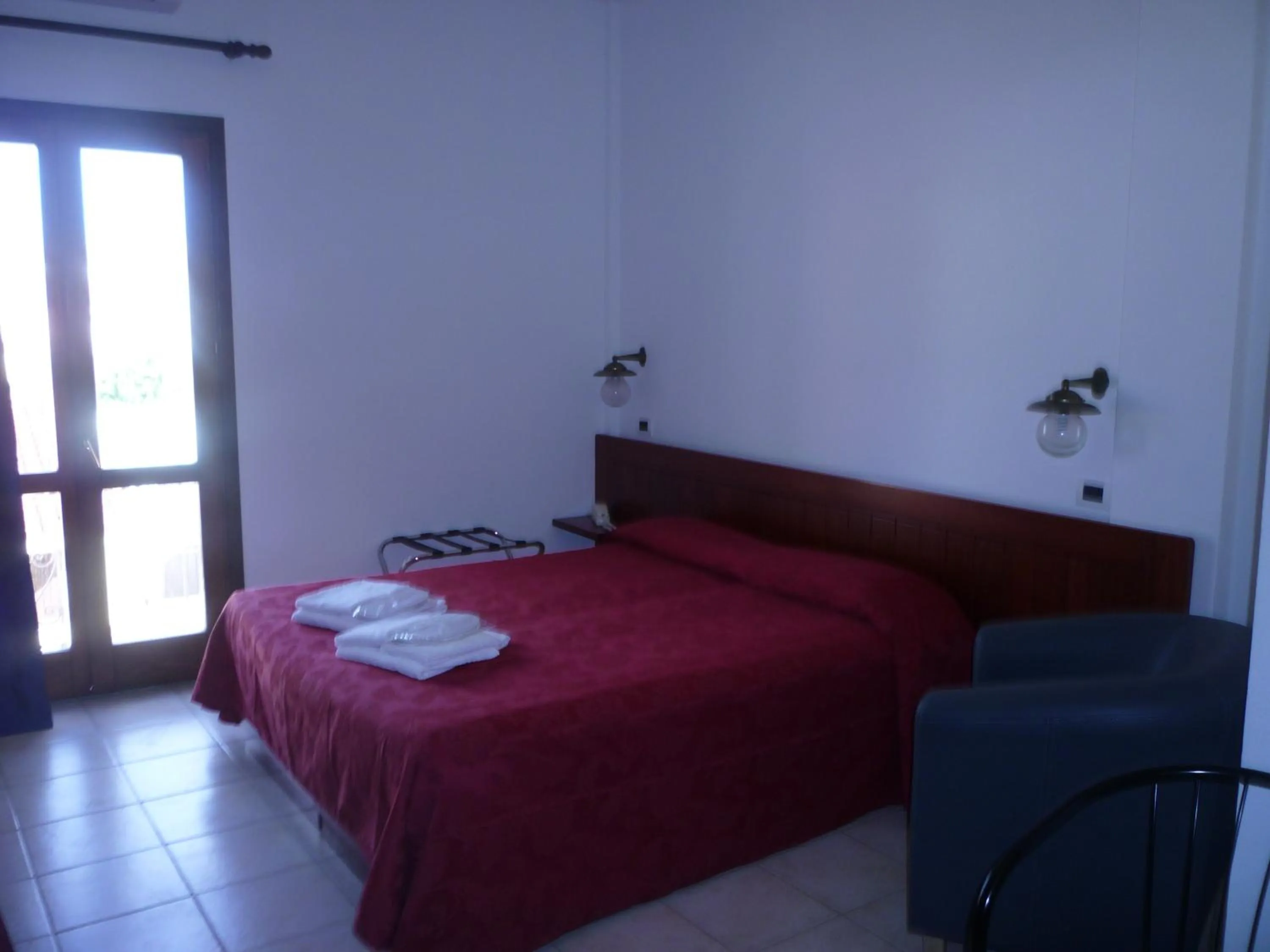 Bed in Hotel L'Ancora