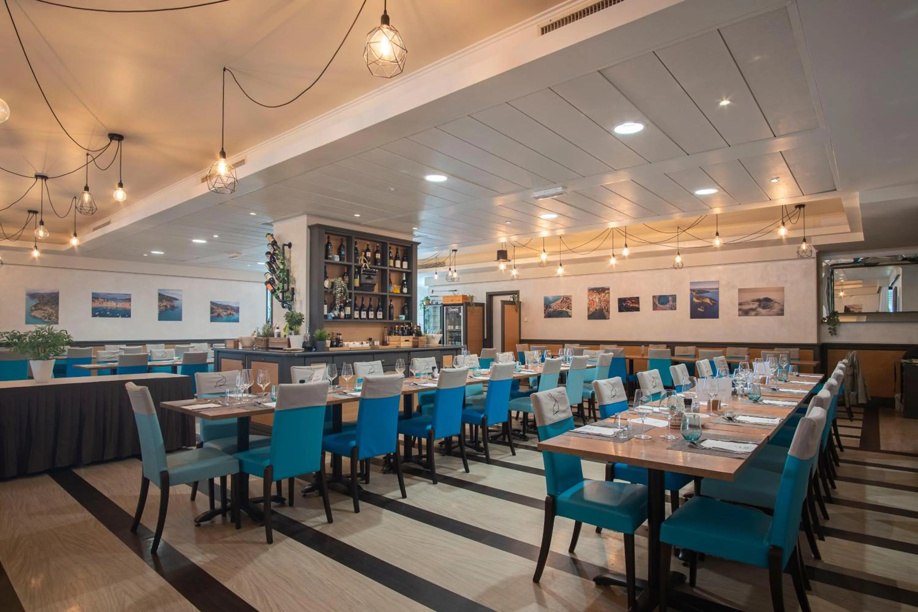 Restaurant/places to eat in Grande Albergo