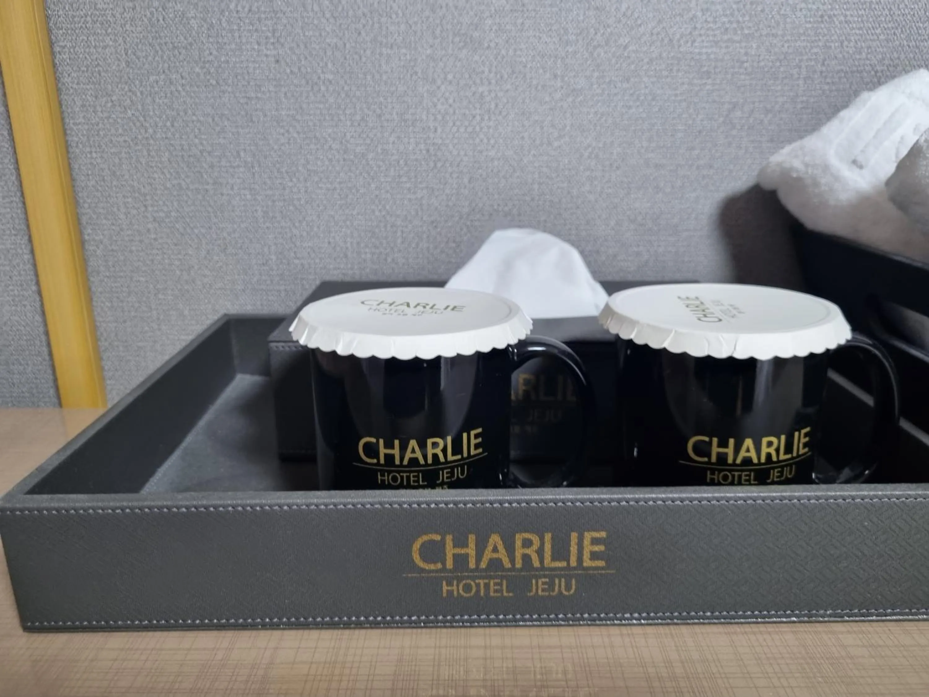 Photo of the whole room in Charlie Hotel Jeju