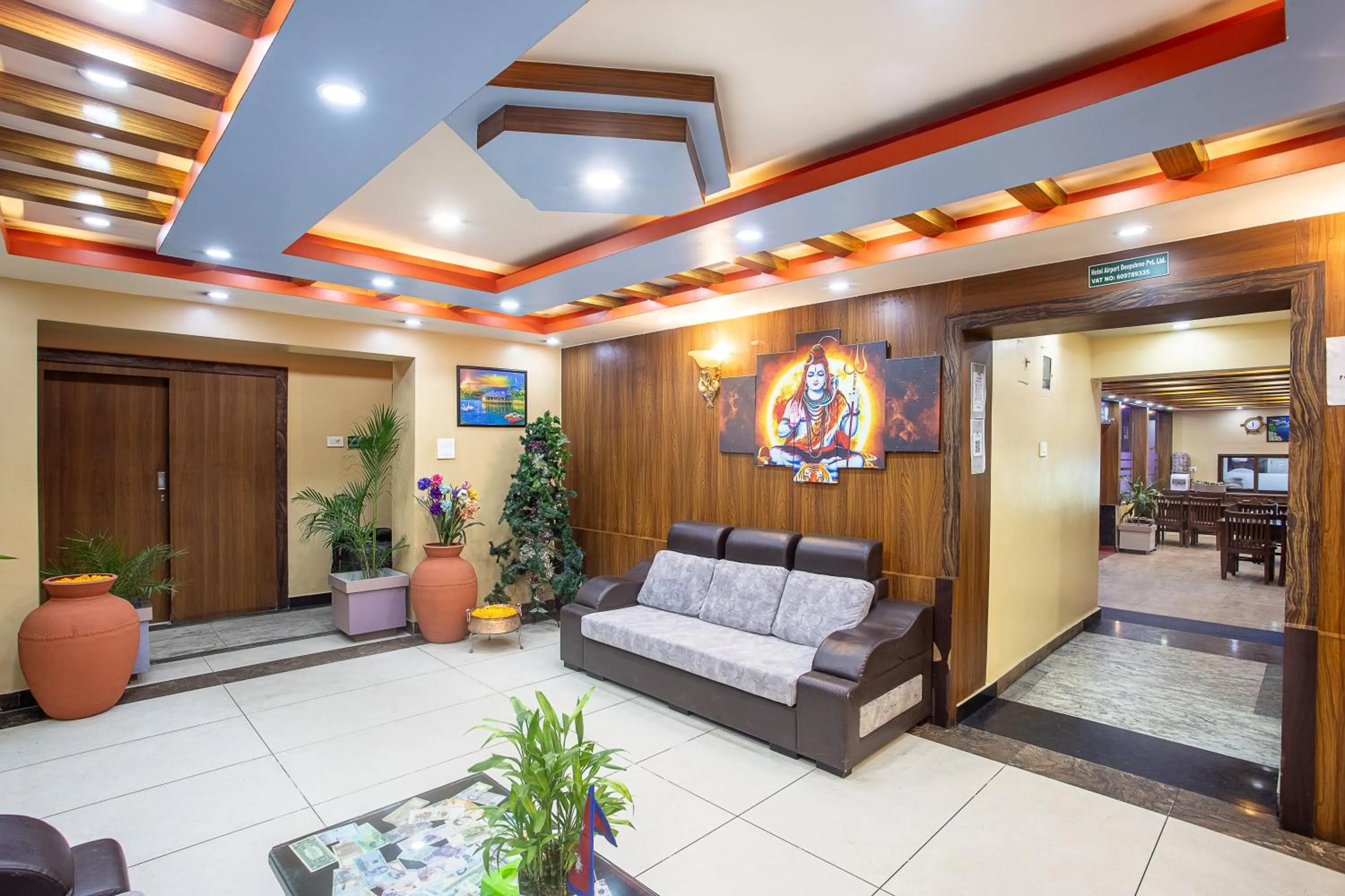Lobby or reception in Hotel Airport Deepshree
