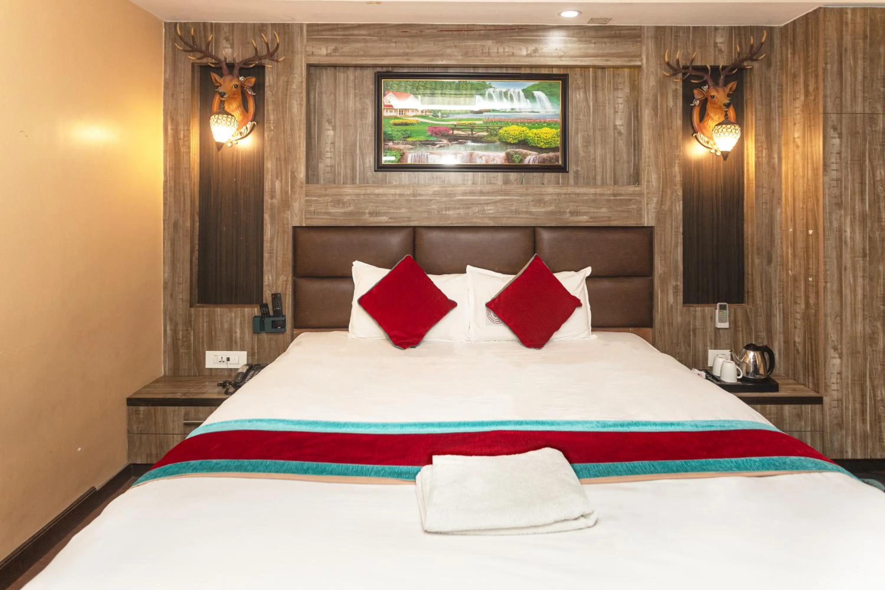 Bed in Hotel Airport Deepshree