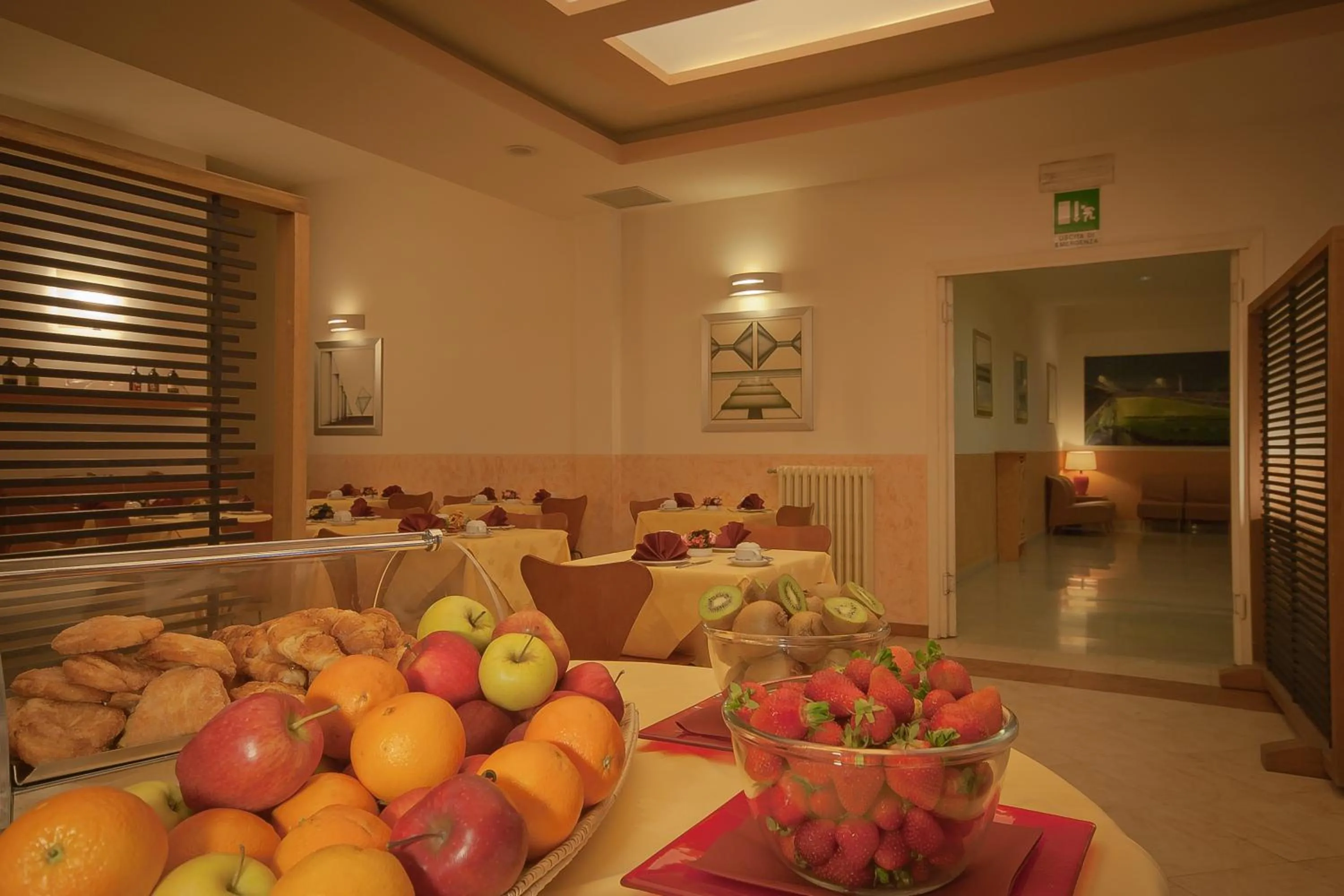 Restaurant/places to eat in Hotel Meridiana