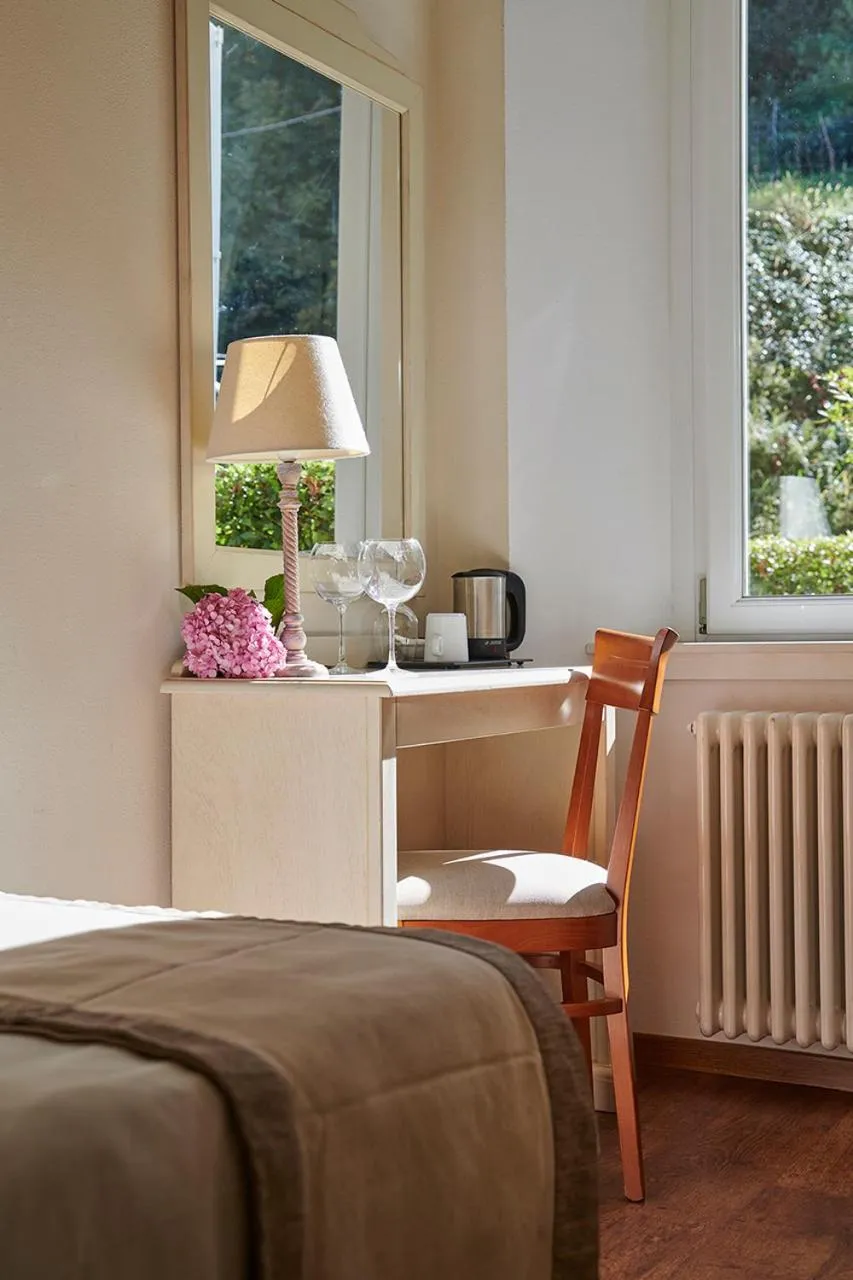 Bedroom in Hotel Villa Aurora