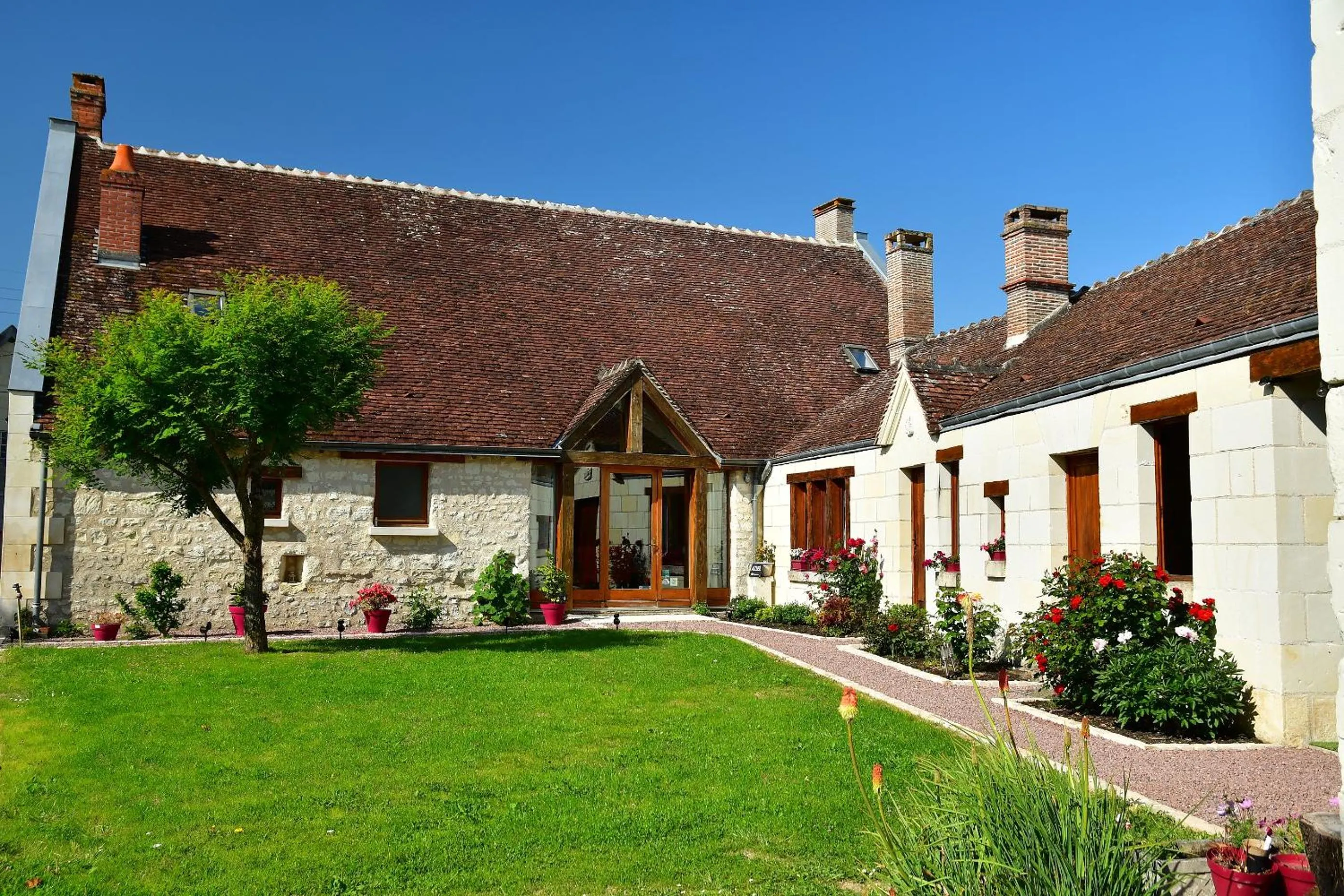 Property building in Le Tulipier de Virginie