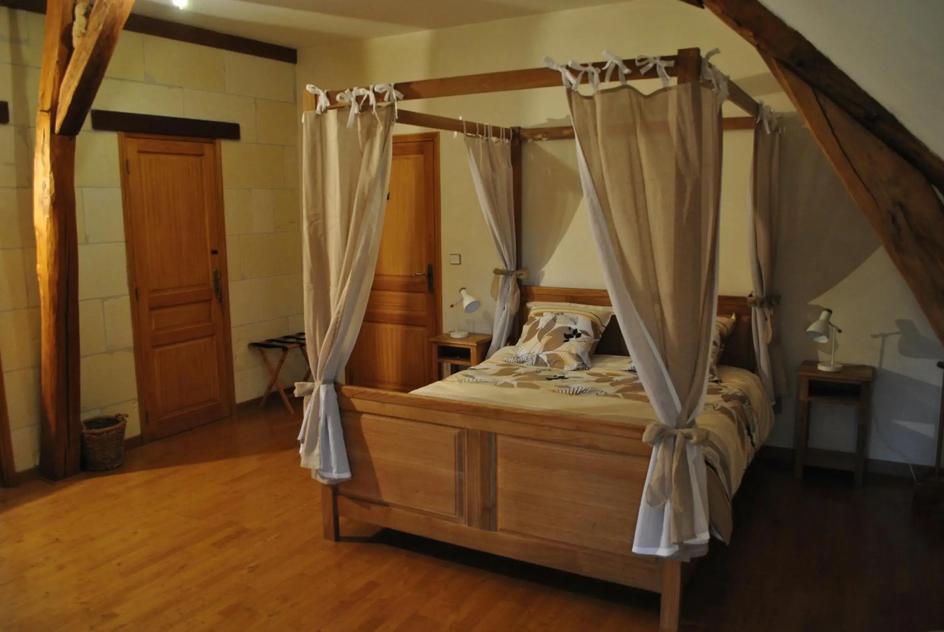 Double Room with Private Bathroom - single occupancy in Le Tulipier de Virginie Double Room with Private Bathroom - single occupancy in Le Tulipier de Virginie