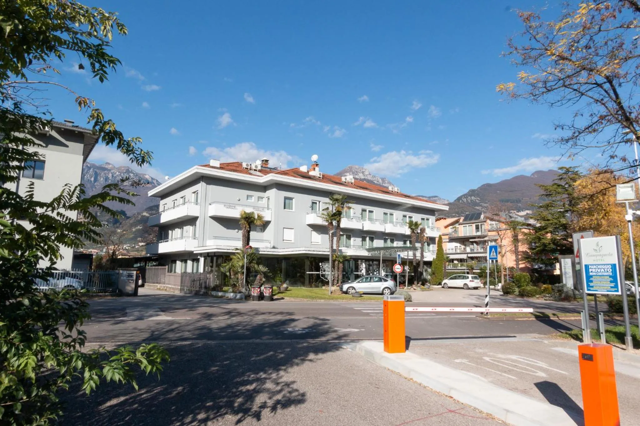 Property building in Hotel Campagnola