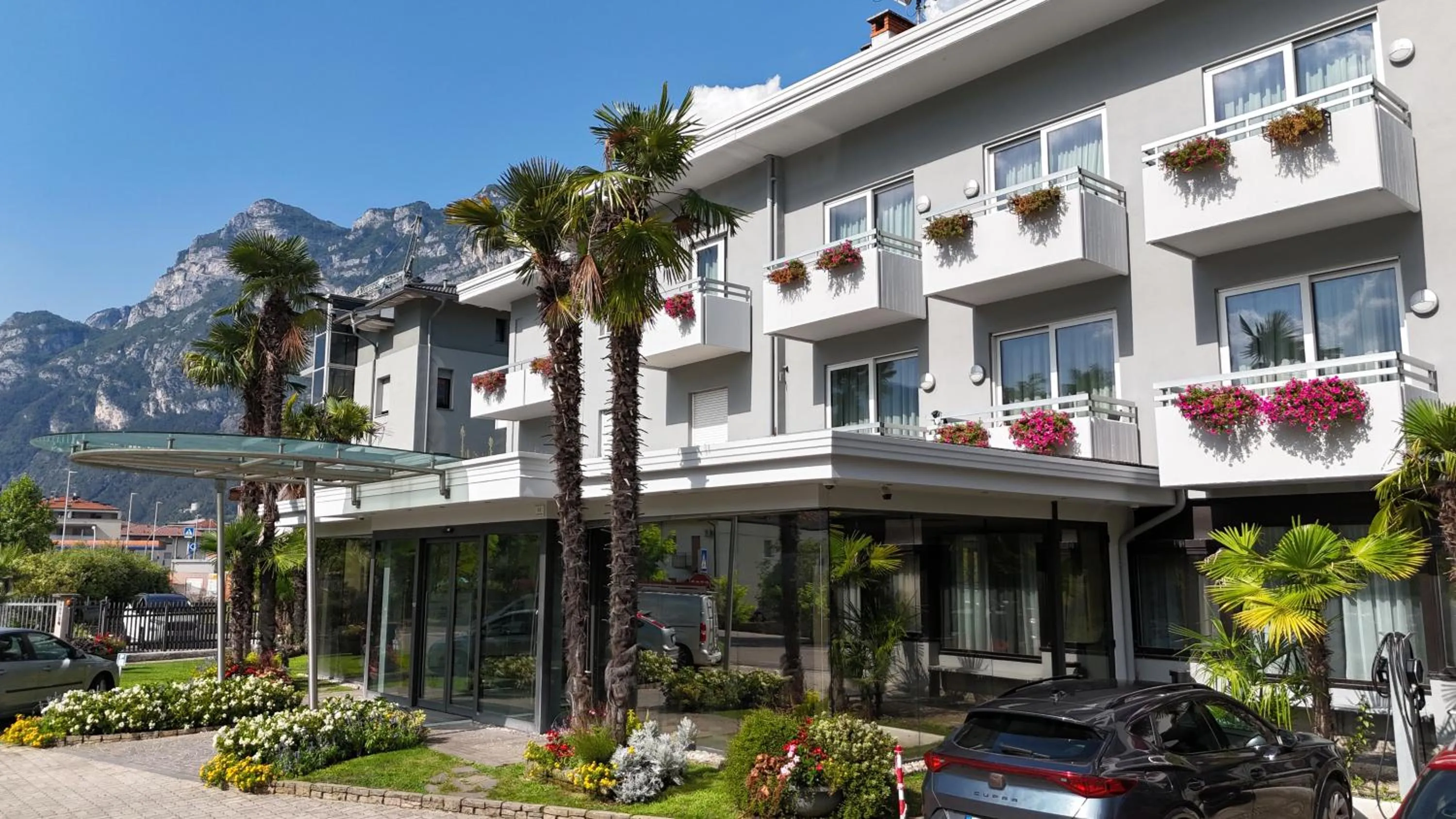 Property building in Hotel Campagnola