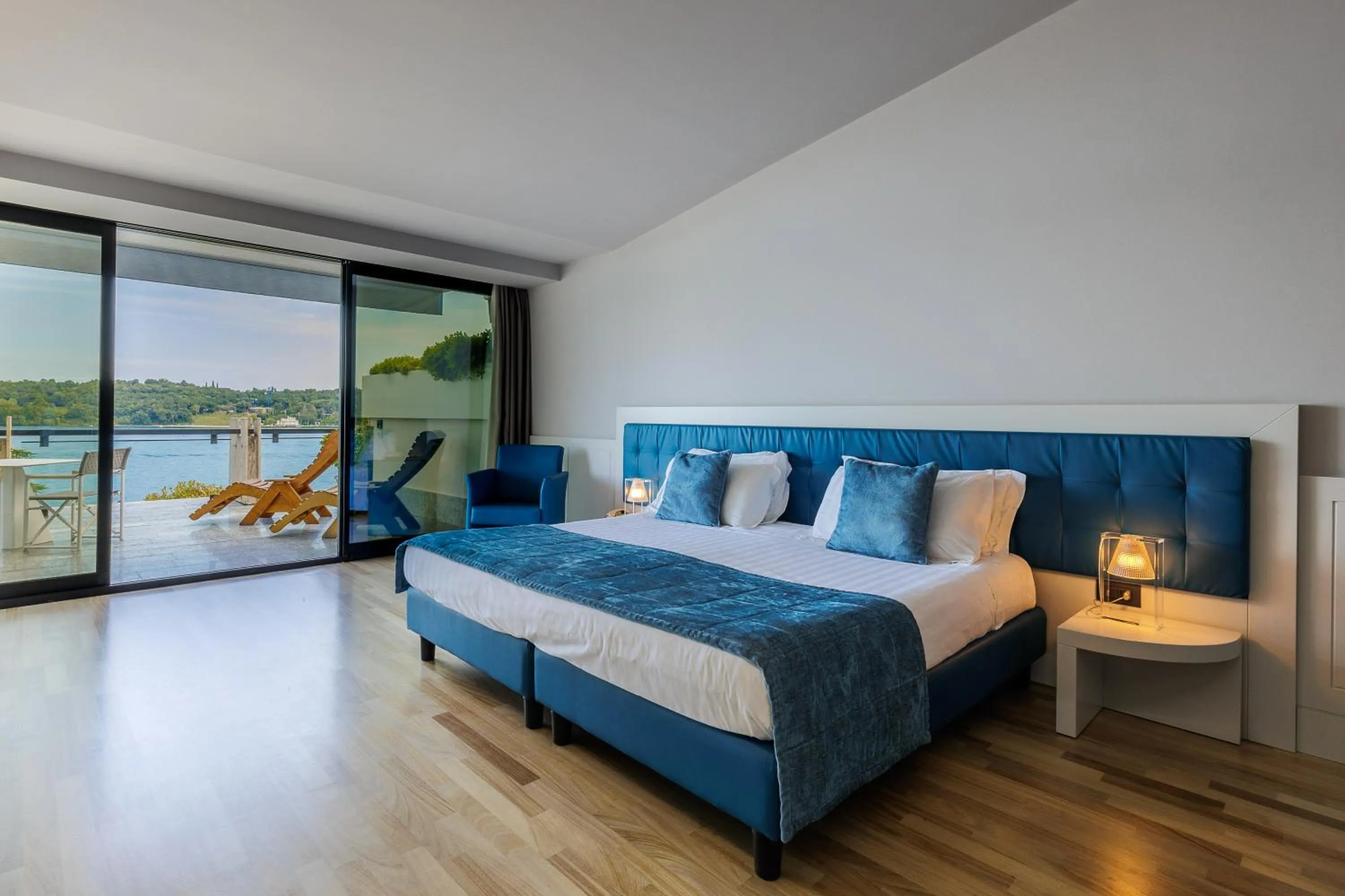 Bed in Hotel Salò du Parc