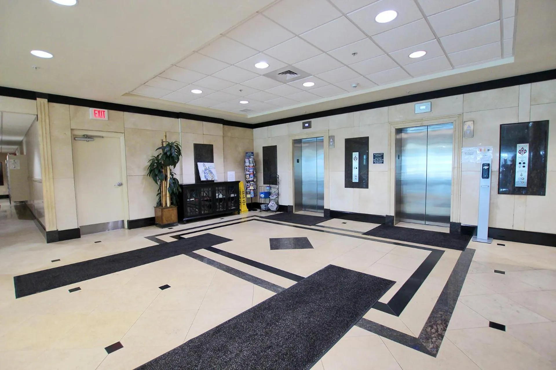 Crystal Tower 1309 by Youngs Suncoast