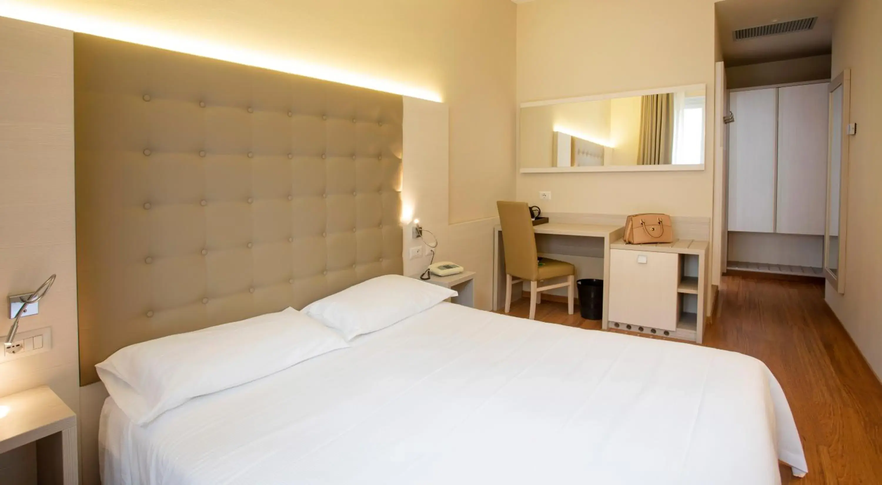 Single Room in Primavera Single Room in Primavera