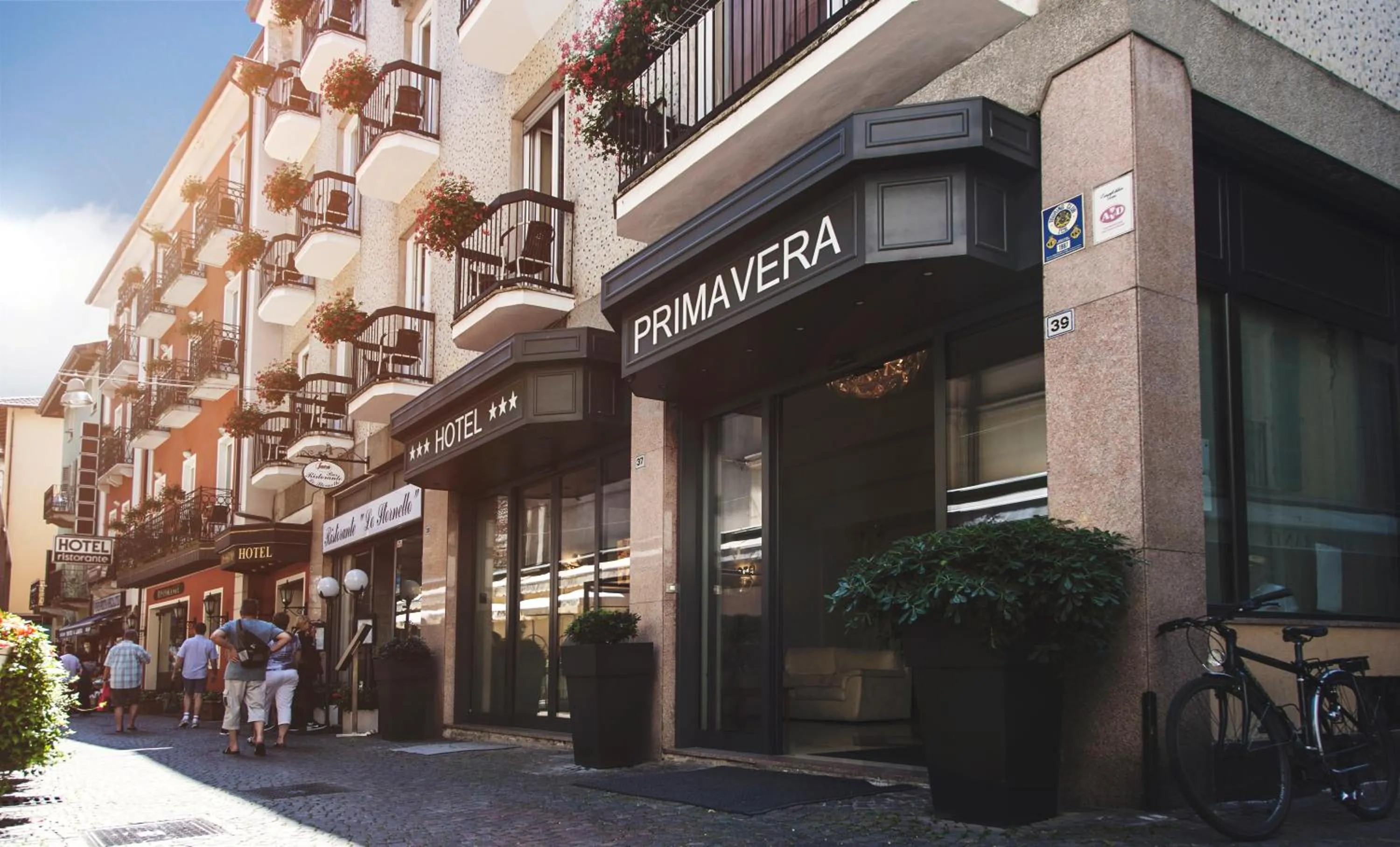 Property building in Primavera