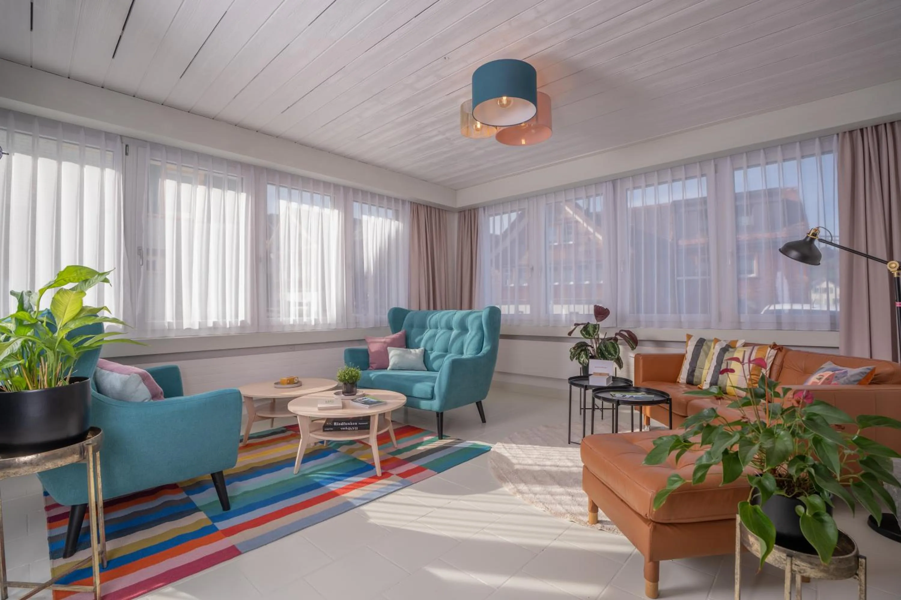 Restaurant/places to eat in Hotel B&B Stossplatz anytime and easy self Check-in