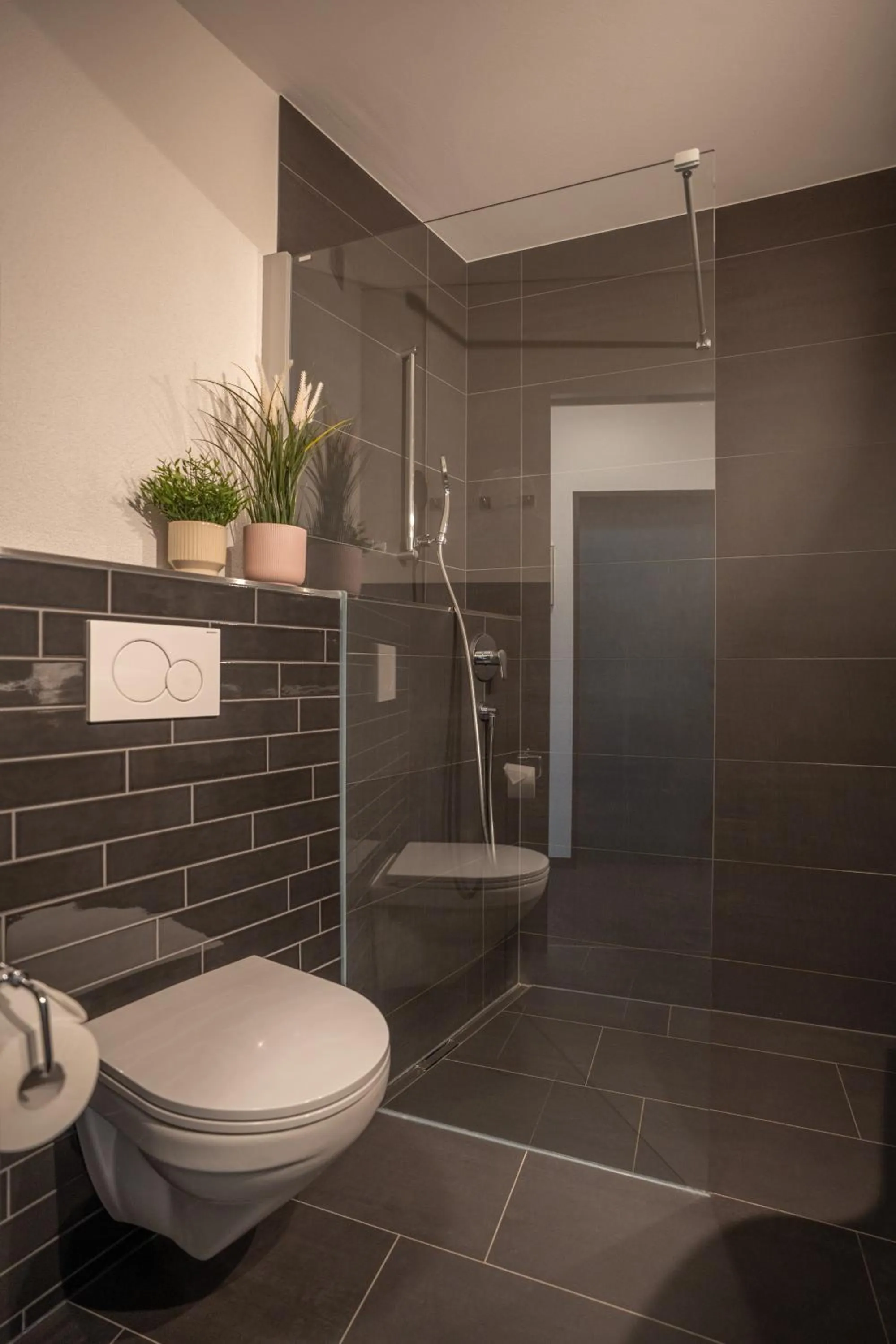 Hotel B&B Stossplatz anytime and easy self Check-in