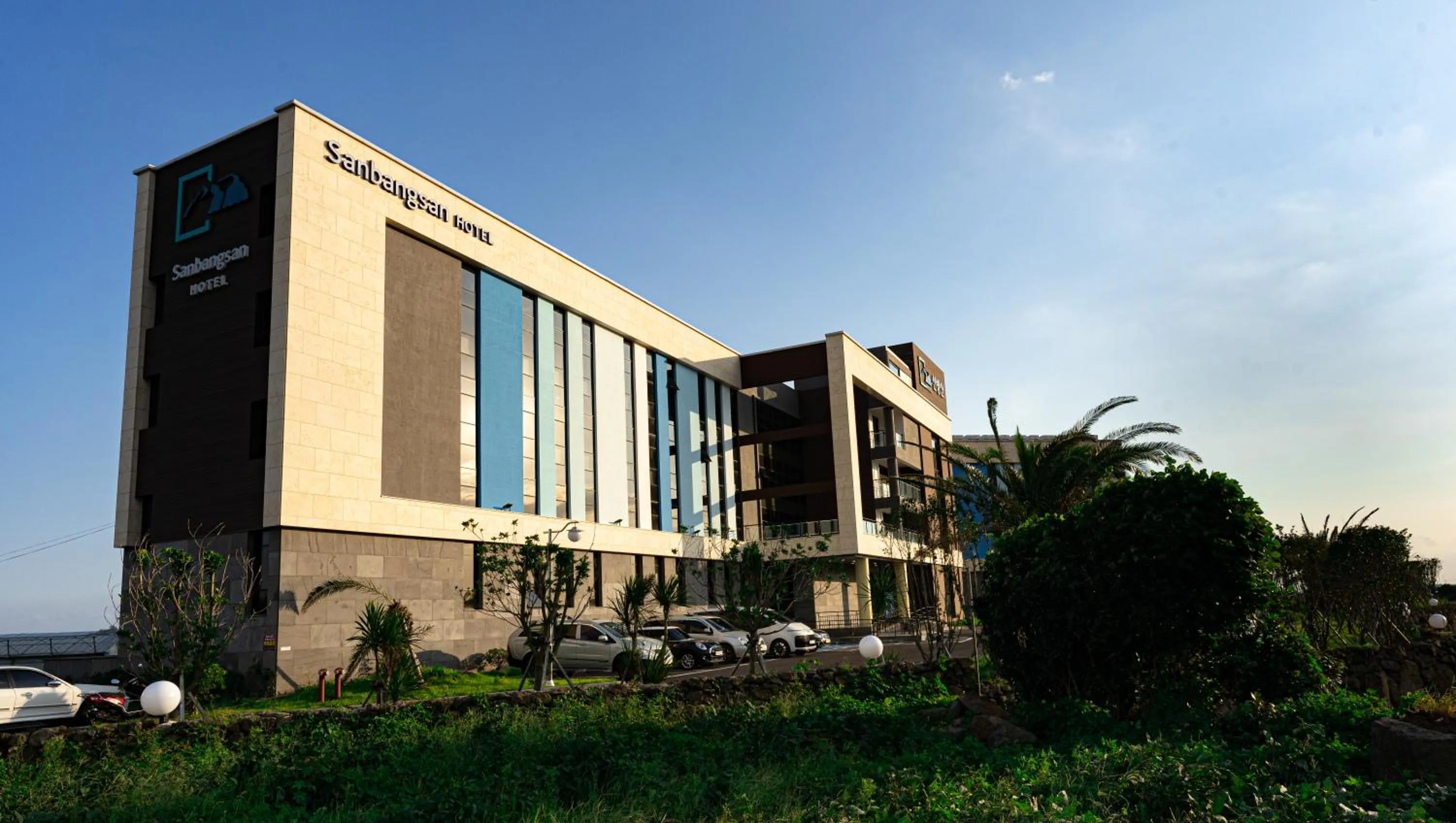 Property building in Sanbangsan Hotel