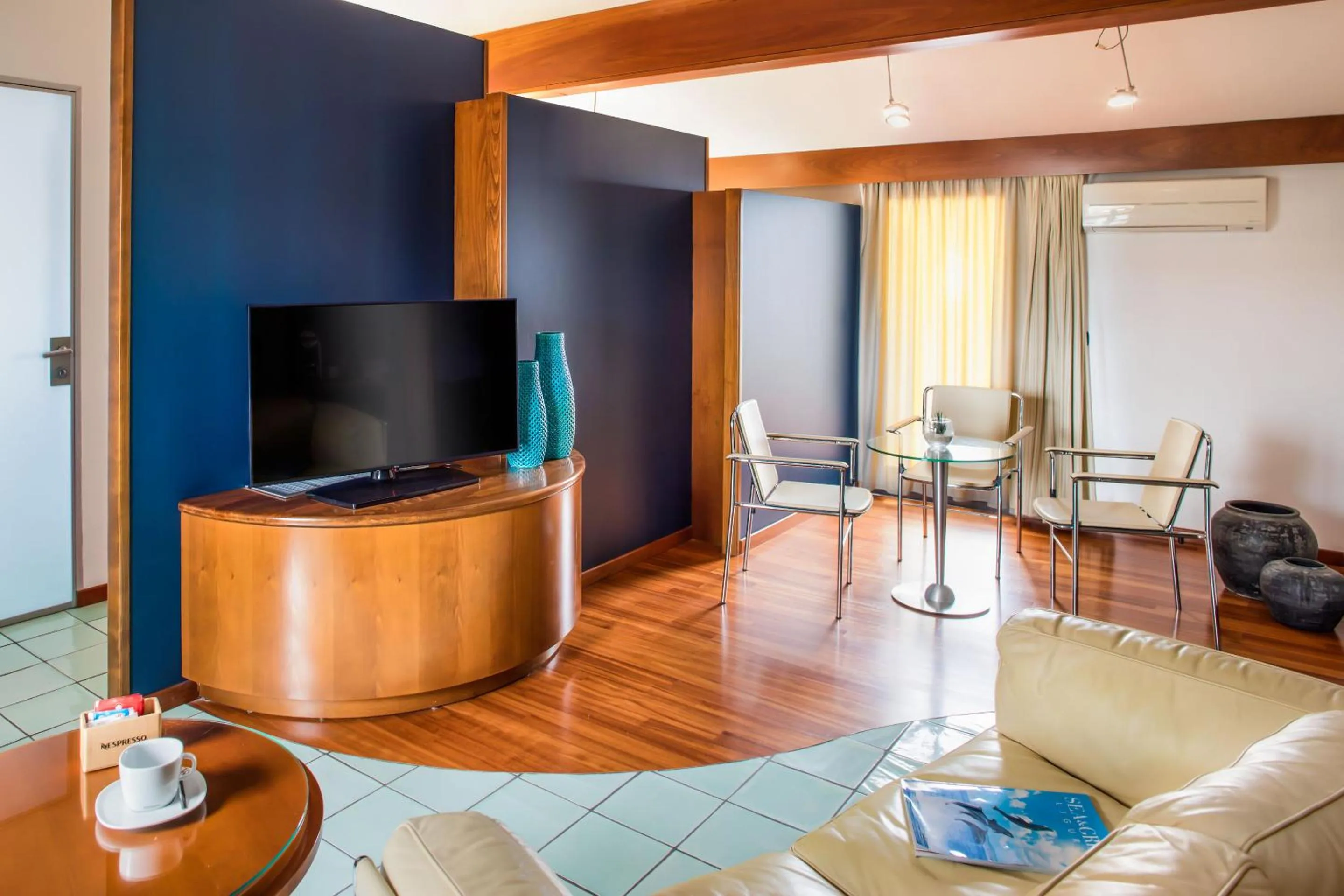 Living room in Grand Hotel Diana Majestic