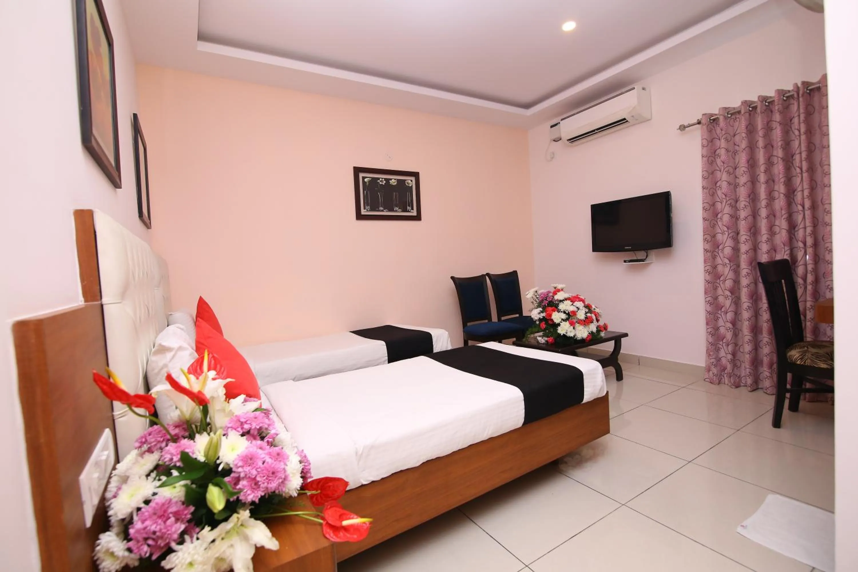 Hotel Crystal Orchid