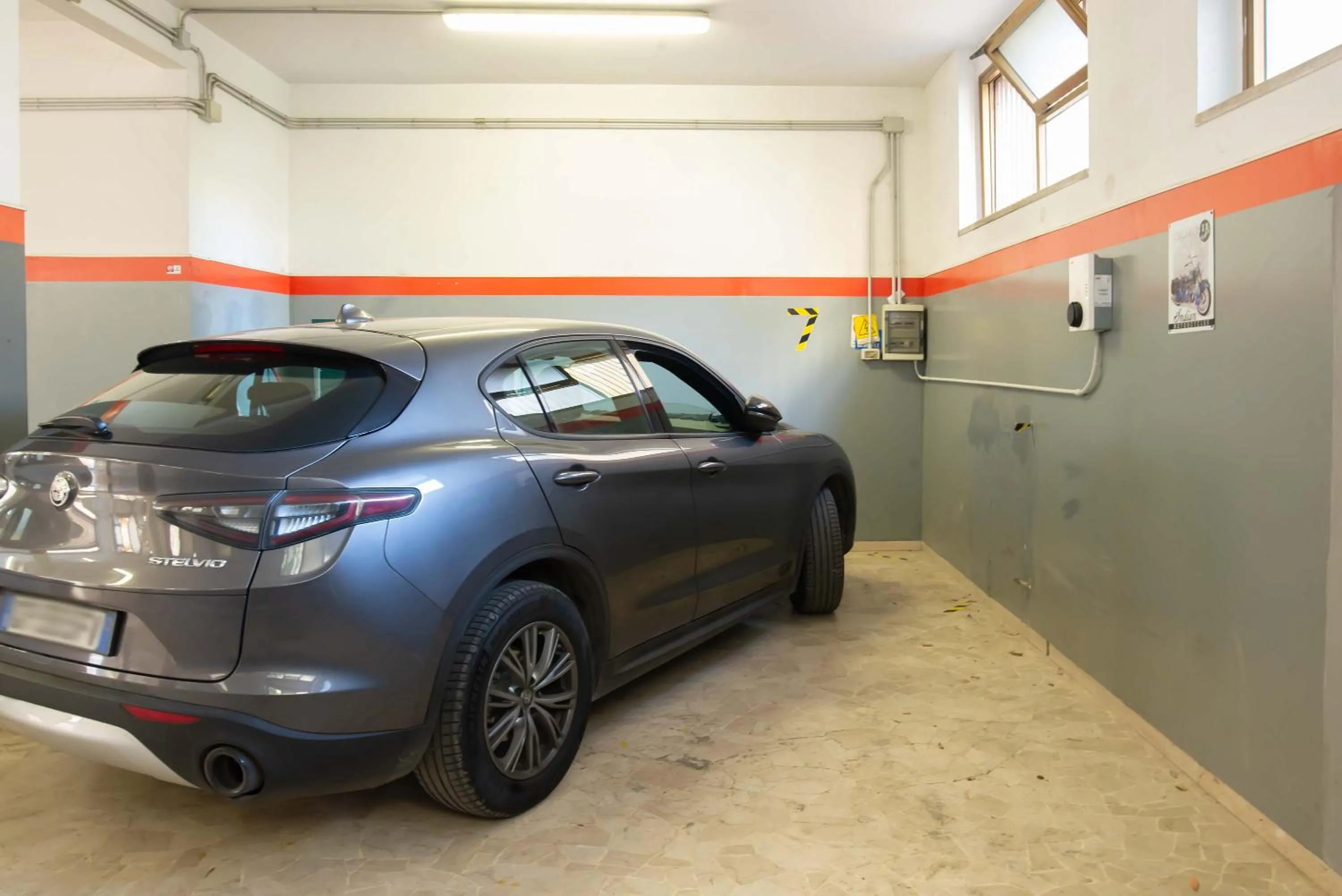 Parking in Hotel Jane