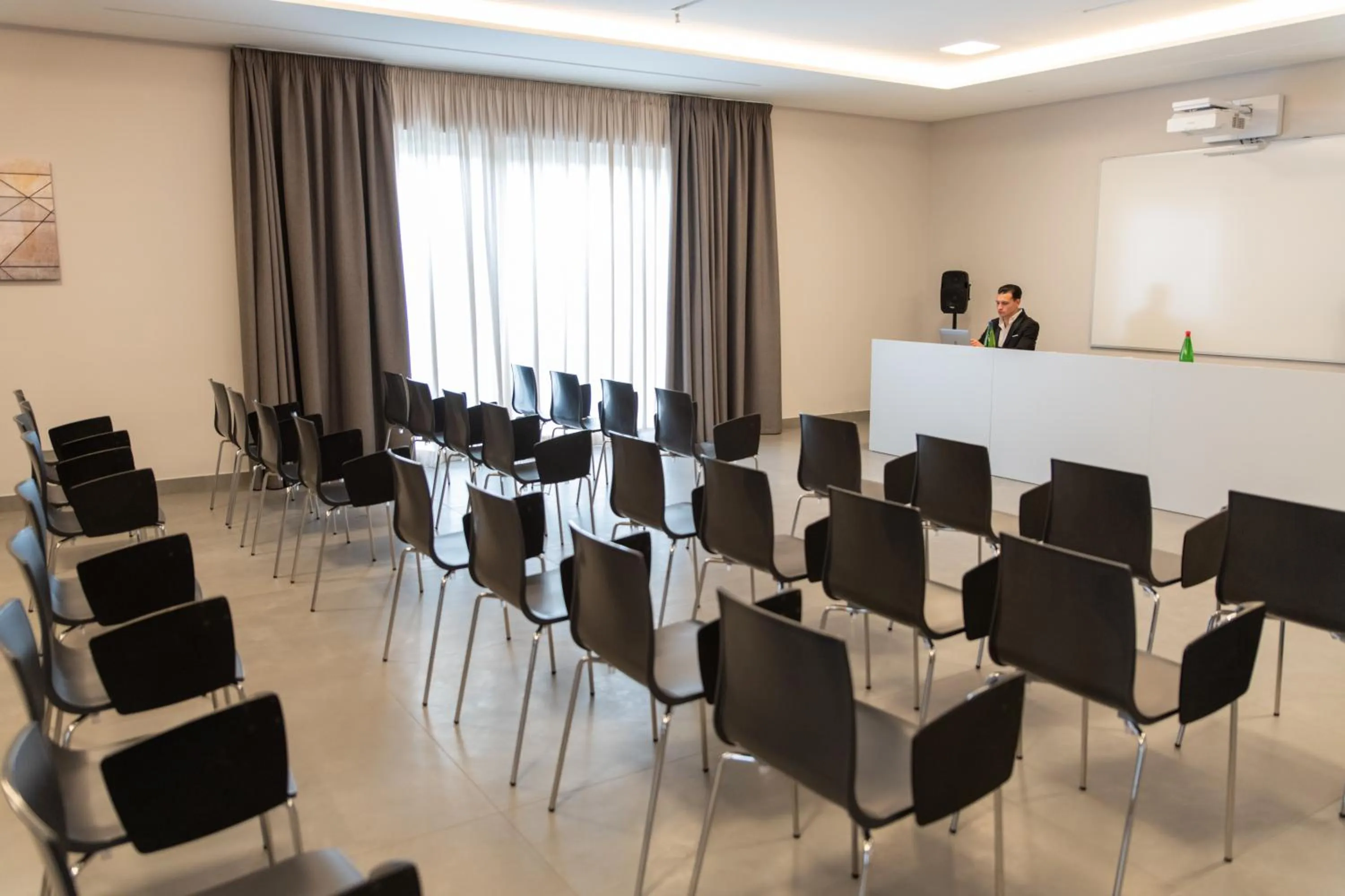 Meeting/conference room in Building Hotel