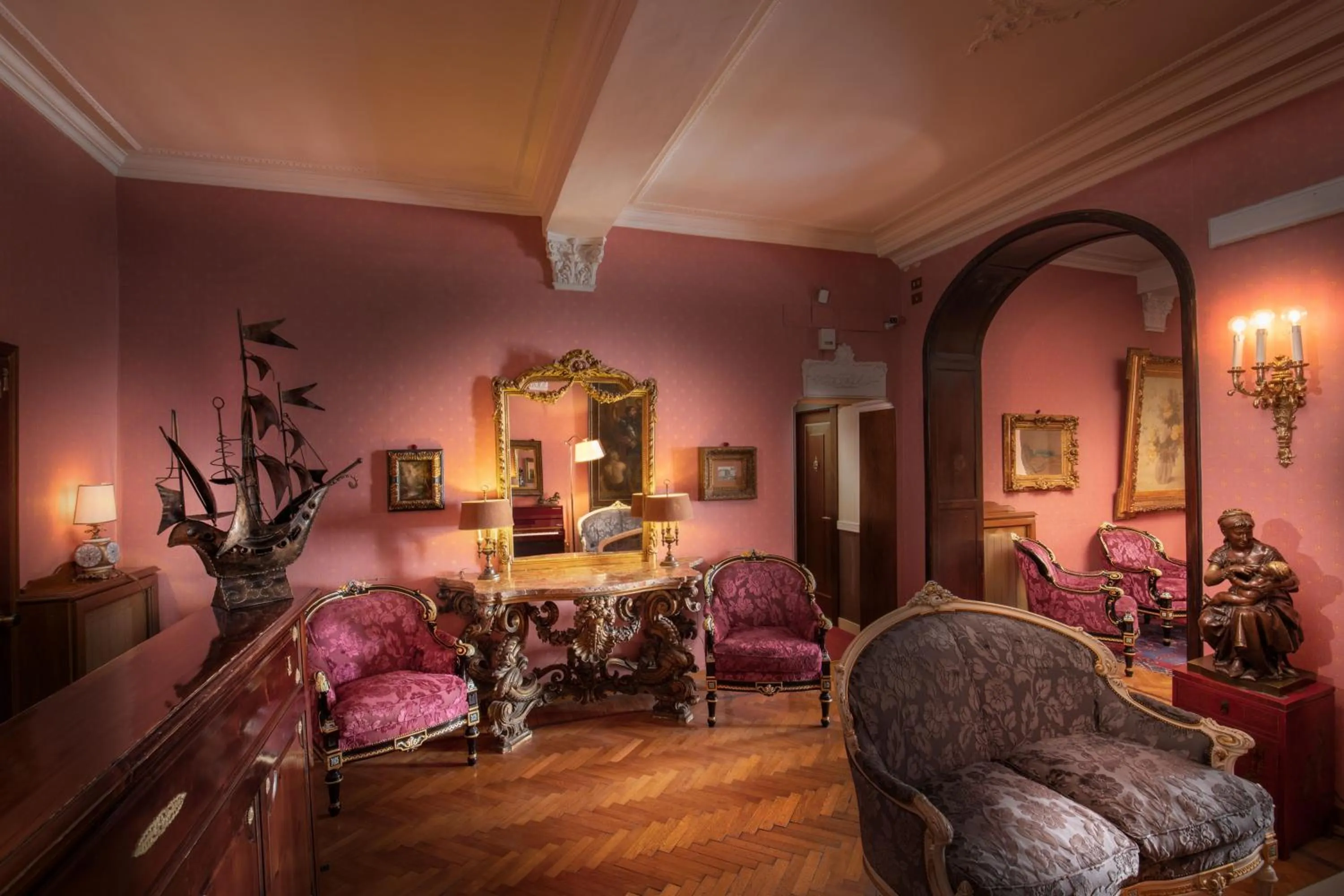 Property building in Residenza Frattina