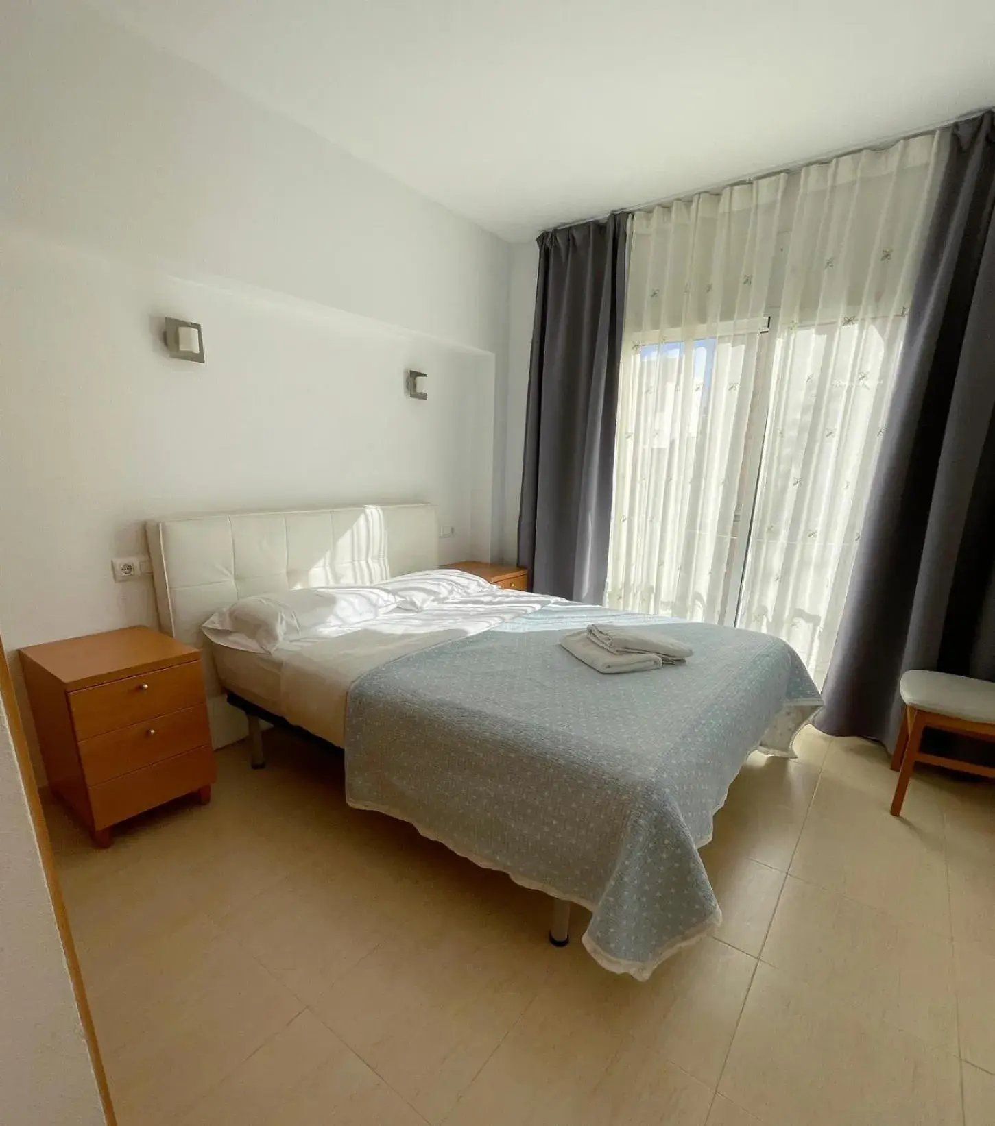 Two-Bedroom Apartment (6 Adults) in Royal Inn Aparthotel Two-Bedroom Apartment (6 Adults) in Royal Inn Aparthotel