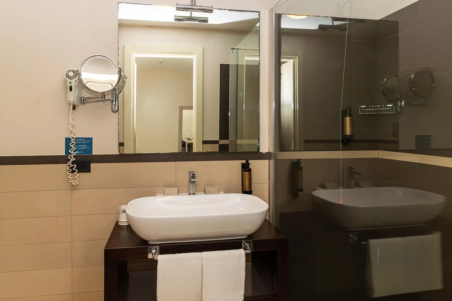 Bathroom in Baia dei Mulini Resort & Spa