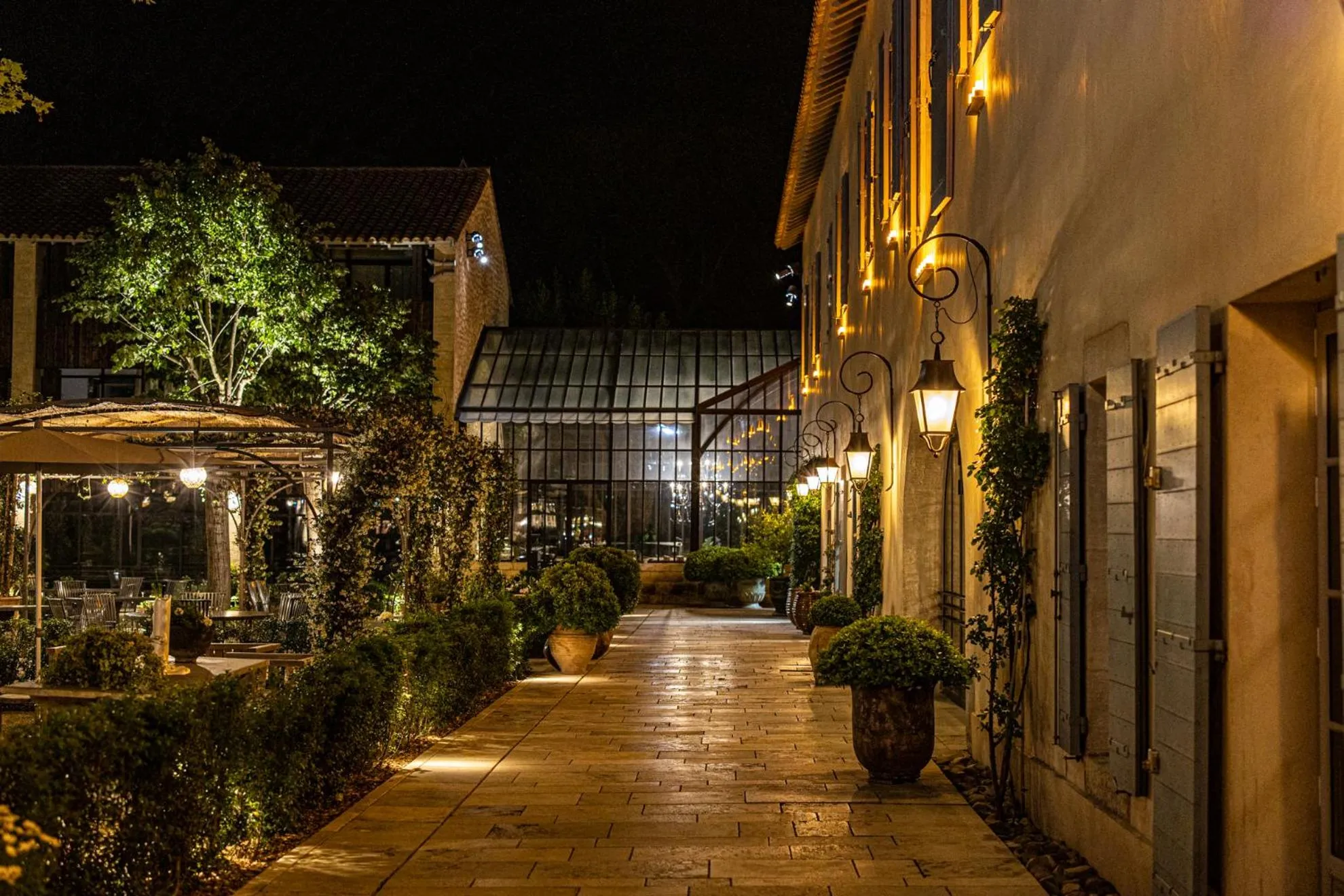 Property building in Domaine De Manville