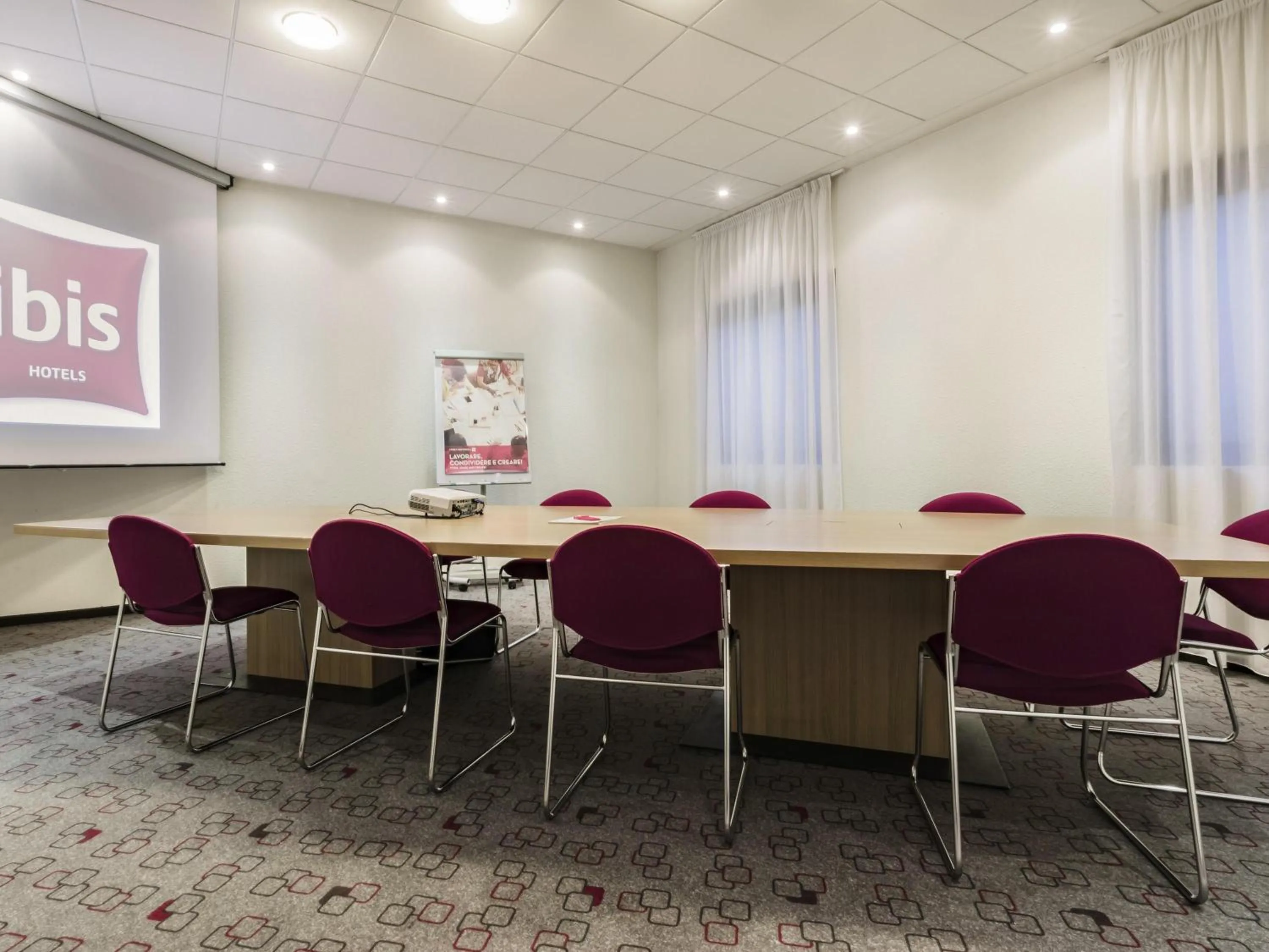 Meeting/conference room in Hotel Ibis Milano Malpensa