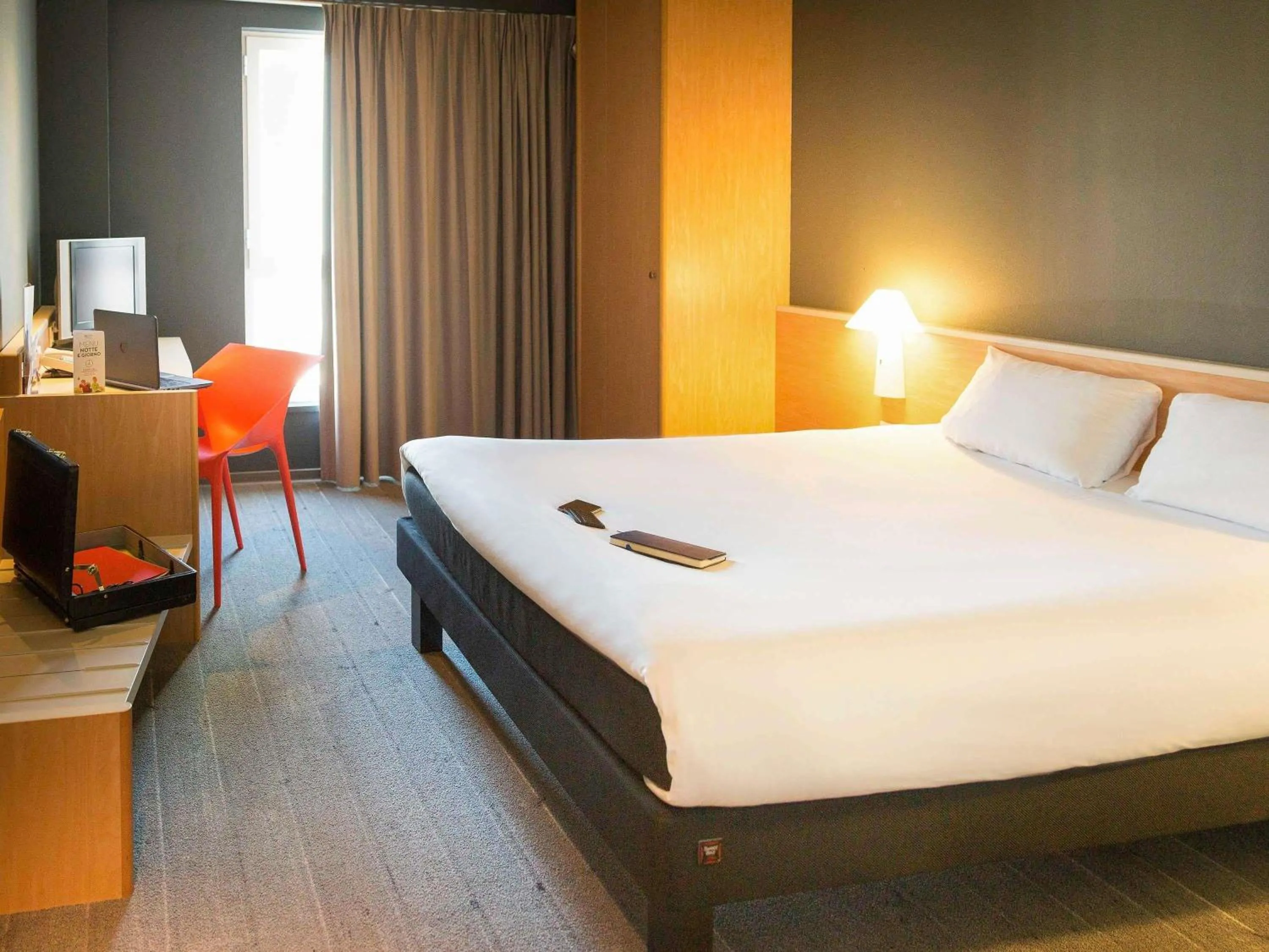 Bedroom, Bed in Hotel Ibis Firenze Nord Aeroporto