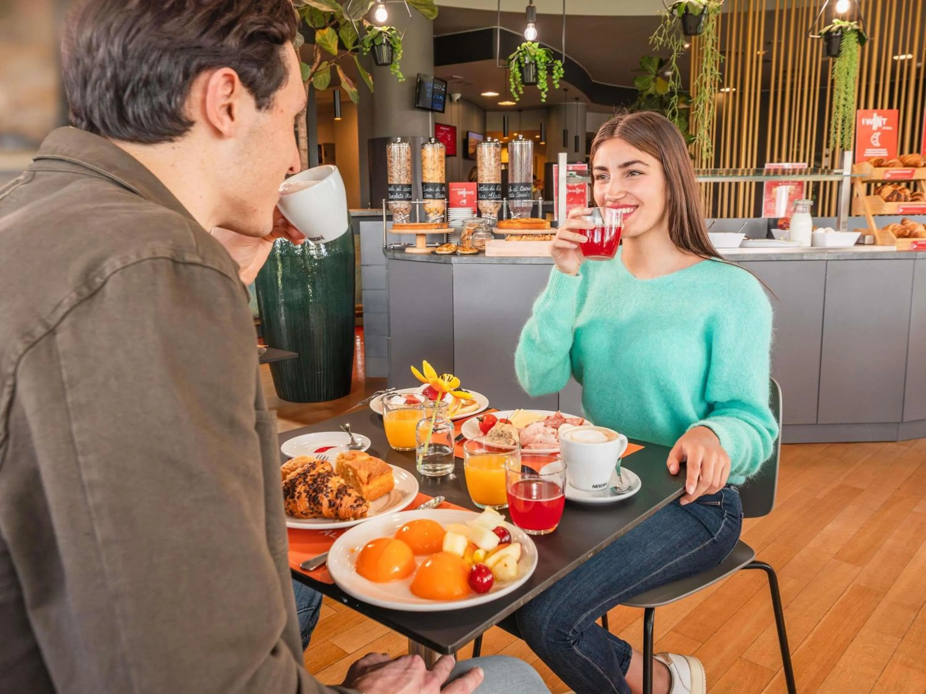 Breakfast in Hotel Ibis Firenze Prato Est