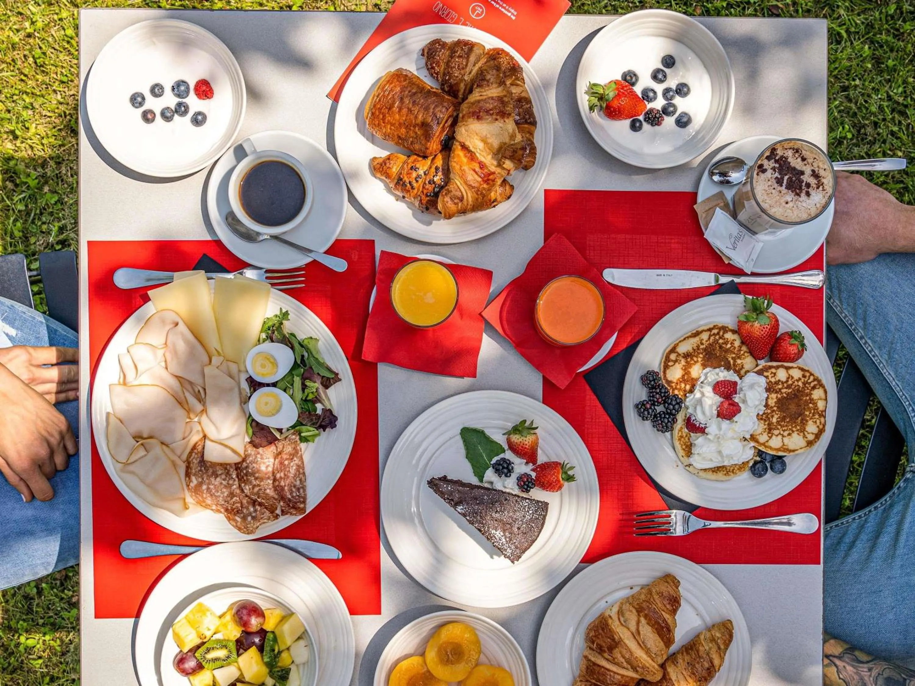 Breakfast in Hotel Ibis Firenze Prato Est