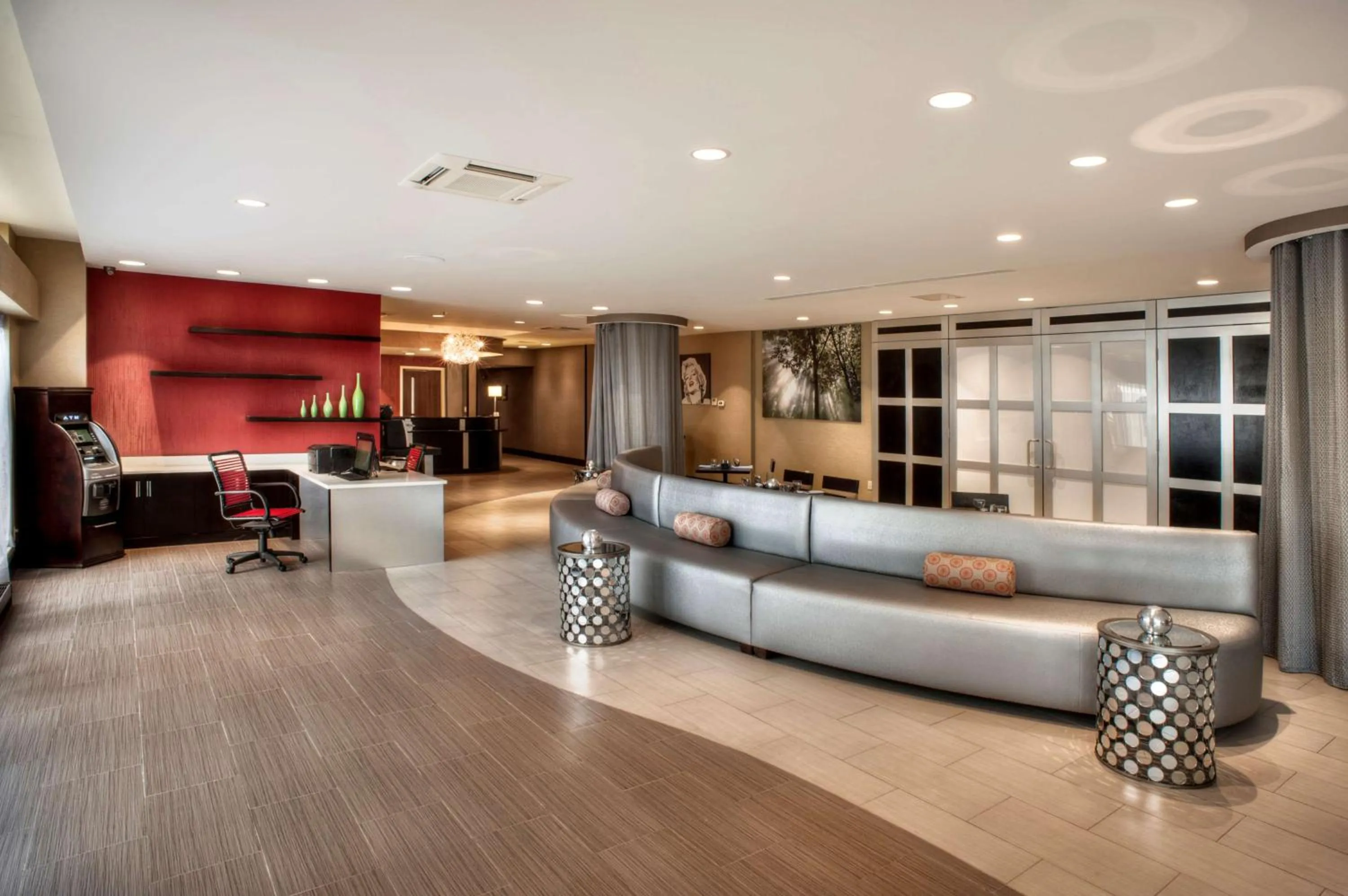 Lobby or reception in Inn at Fox Chase - BW Premier Collection